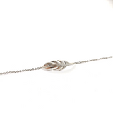 Gourmette en Acier Inoxydable – Motif Plume Gourmette en Acier Inoxydable – Motif Plume