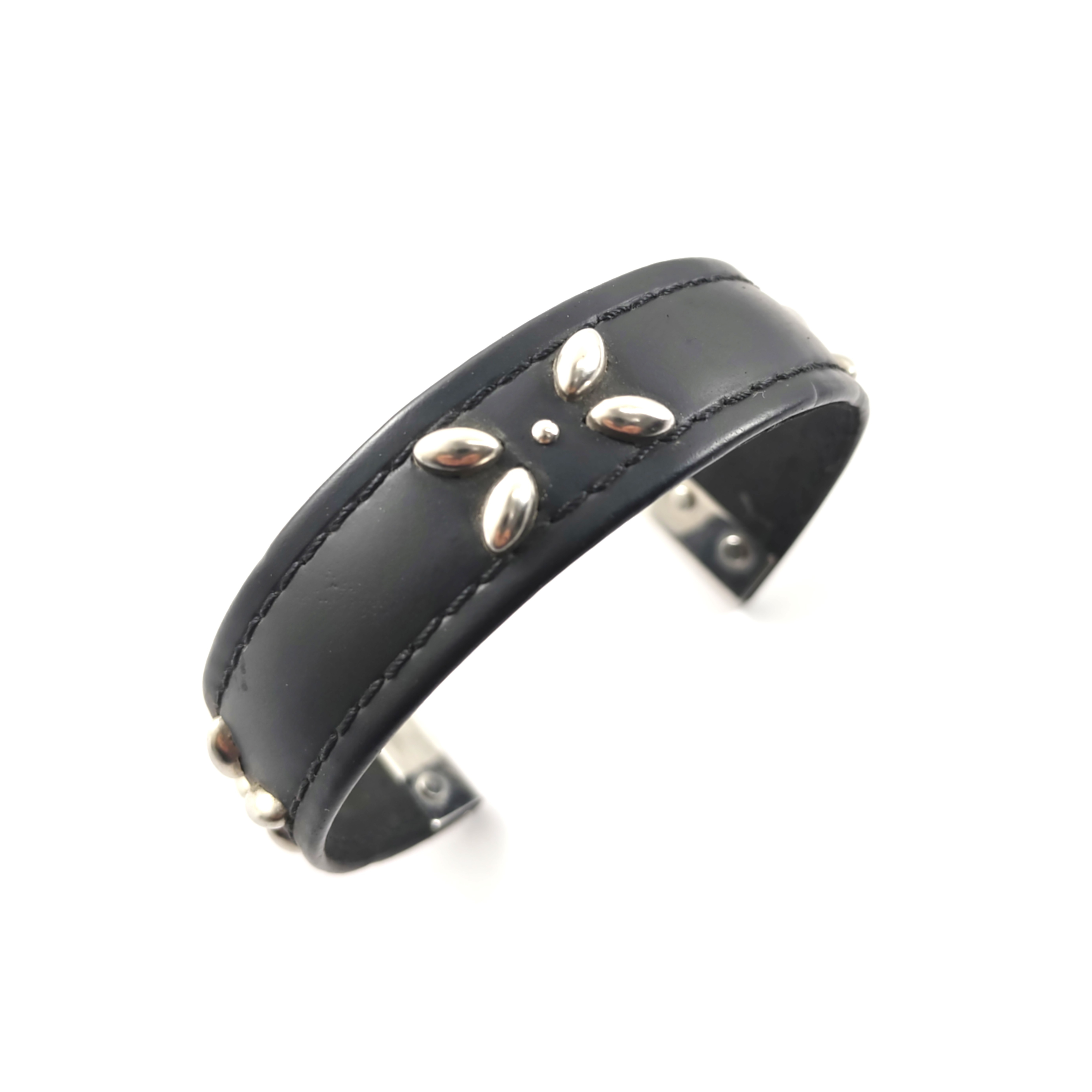 Bracelet rigide en acier Inoxydable et cuir Bracelet rigide en acier Inoxydable et cuir