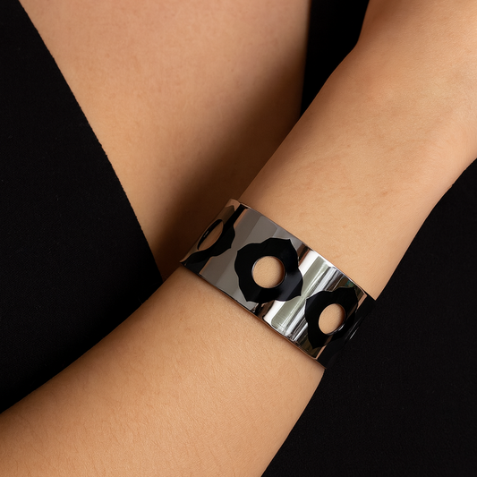 Bracelet manchette acier inoxydable fleur stylisée