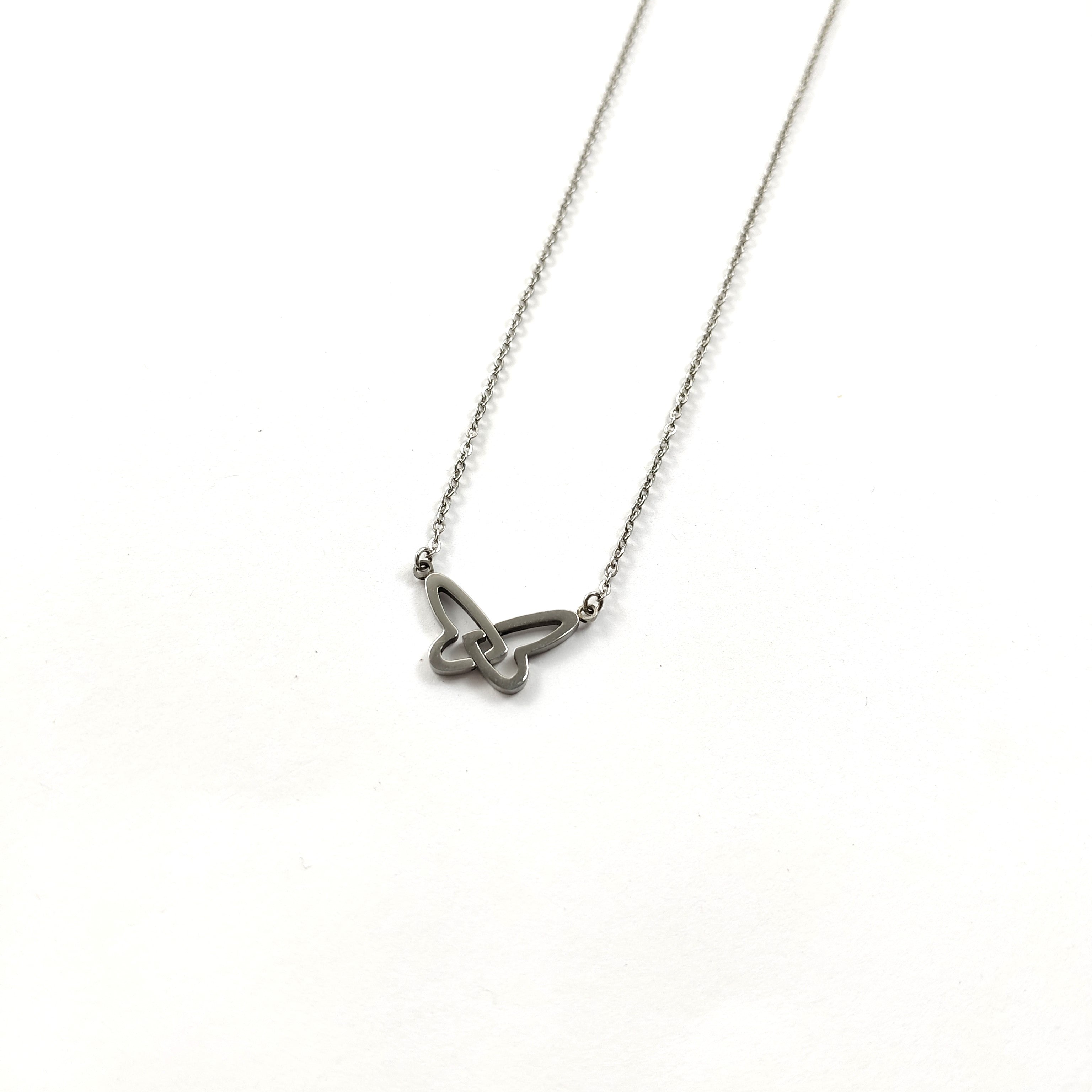 Collier Papillon Minimaliste en Acier Inoxydable Collier Papillon Minimaliste en Acier Inoxydable