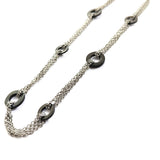 Collier Long en Acier Inoxydable avec Anneaux Noirs Collier Long en Acier Inoxydable avec Anneaux Noirs