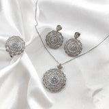 Parure élégante en argent et zircon Parure élégante en argent et zircon