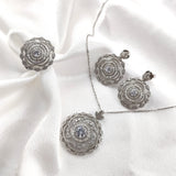 Parure élégante en argent et zircon Parure élégante en argent et zircon