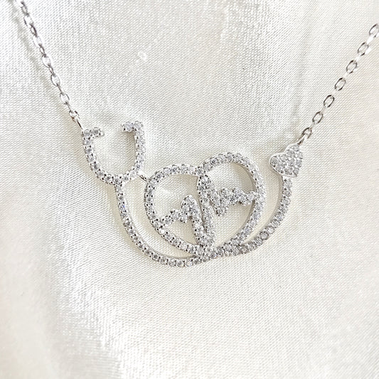 Collier “Cœur Médical” en Argent