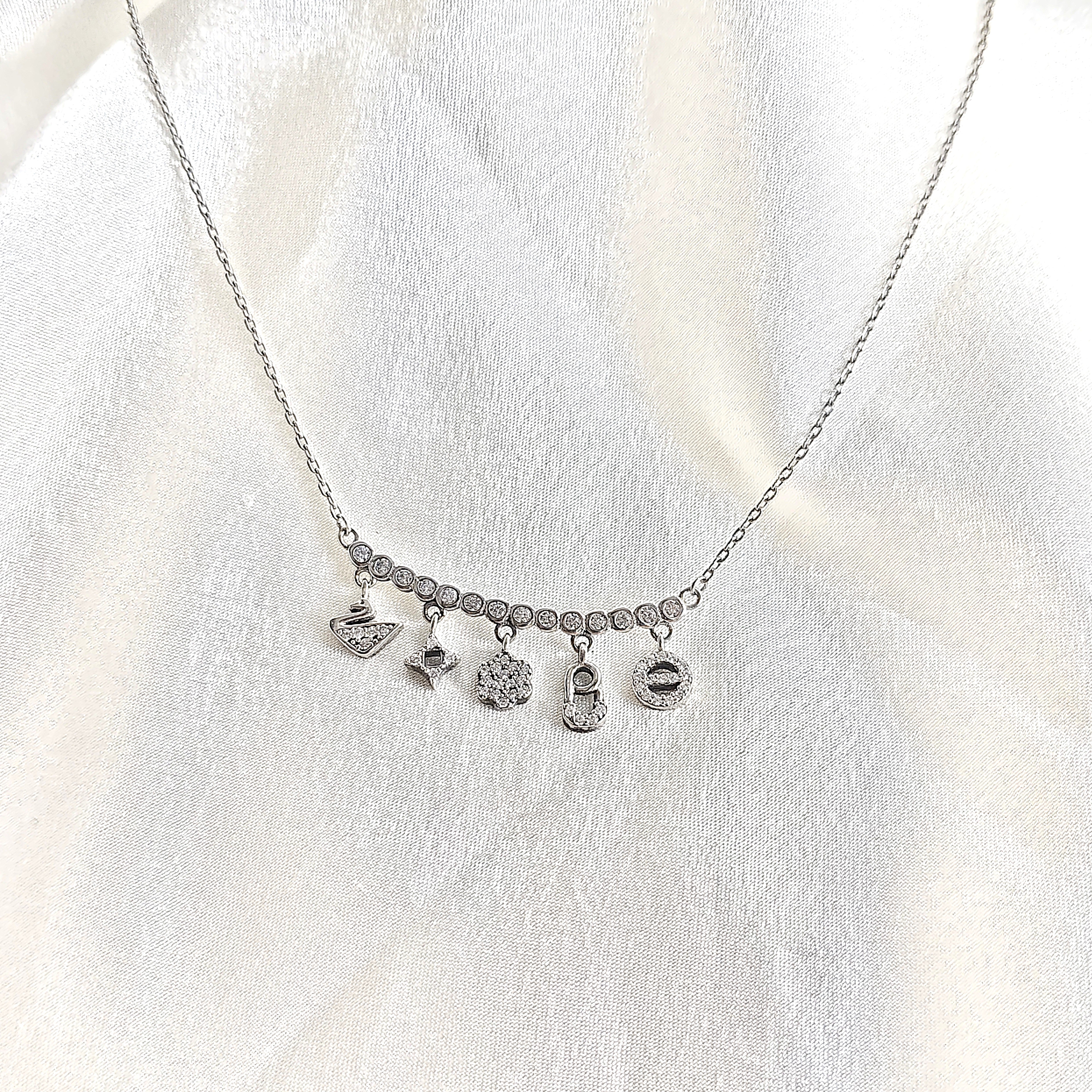 Collier “Charms Étincelants” en Argent Collier “Charms Étincelants” en Argent