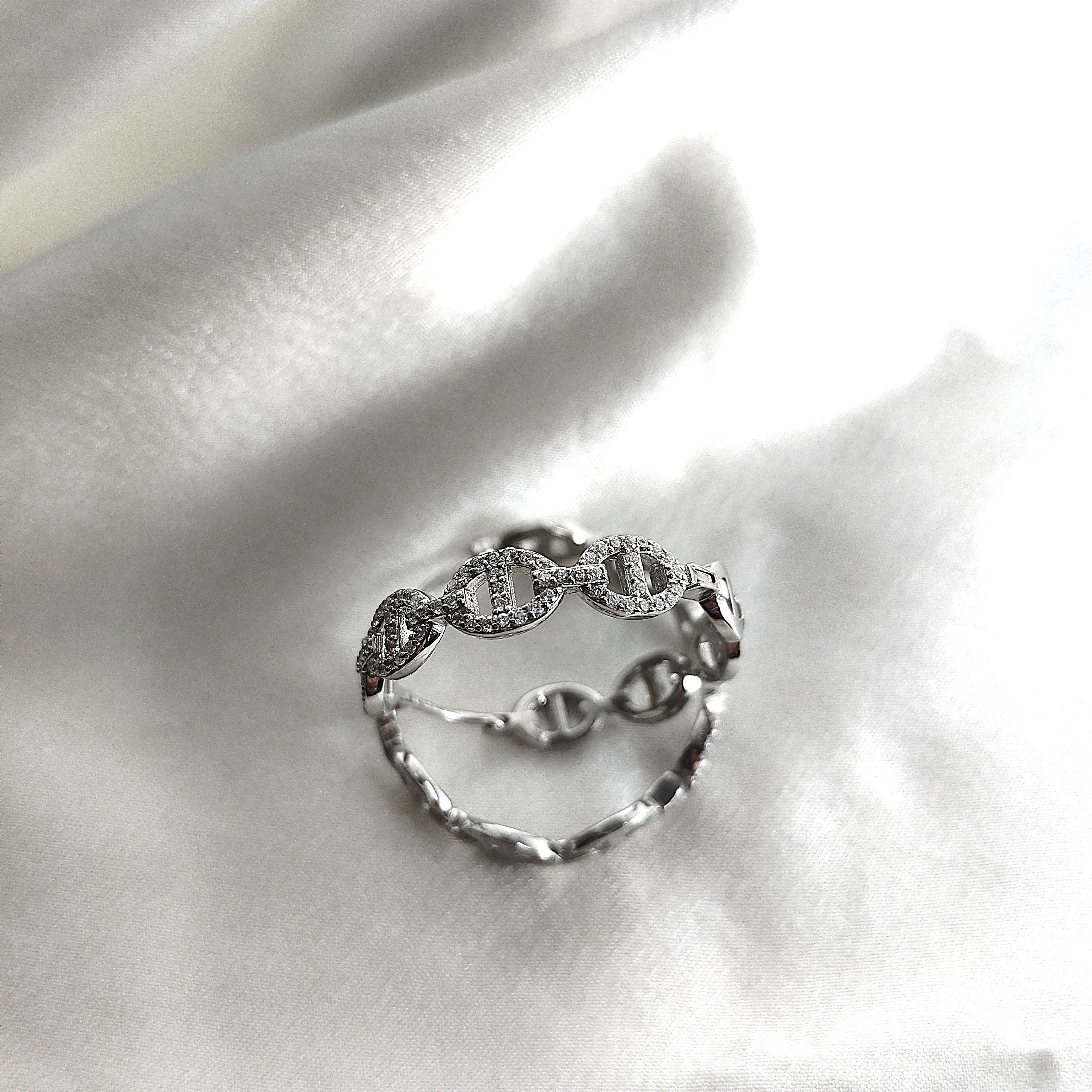 Boucles d’Oreilles “Élégante” en Argent Boucles d’Oreilles “Élégante” en Argent