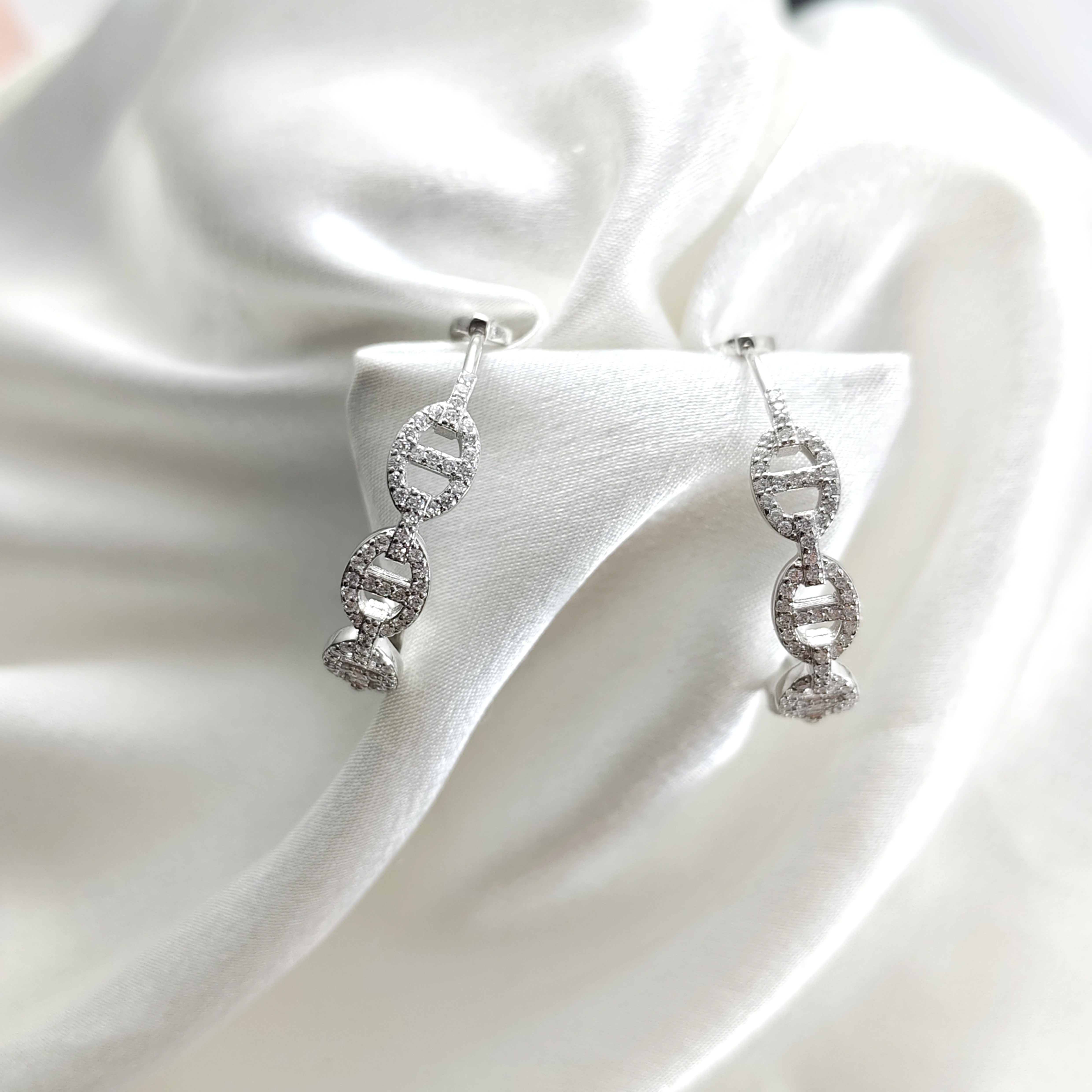 Boucles d’Oreilles “Élégante” en Argent Boucles d’Oreilles “Élégante” en Argent