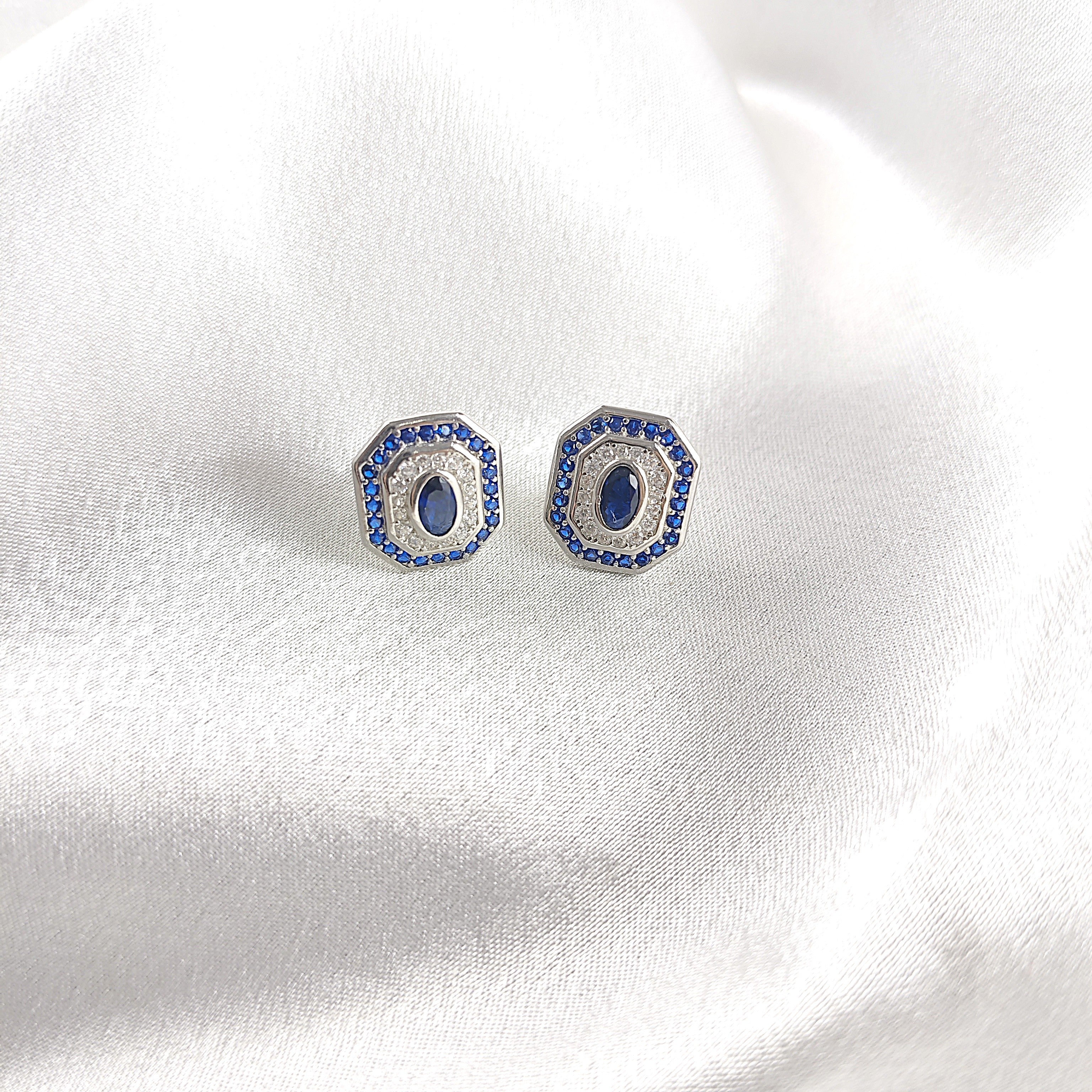 Boucles d’Oreilles “Élégance Saphir” en Argent Boucles d’Oreilles “Élégance Saphir” en Argent