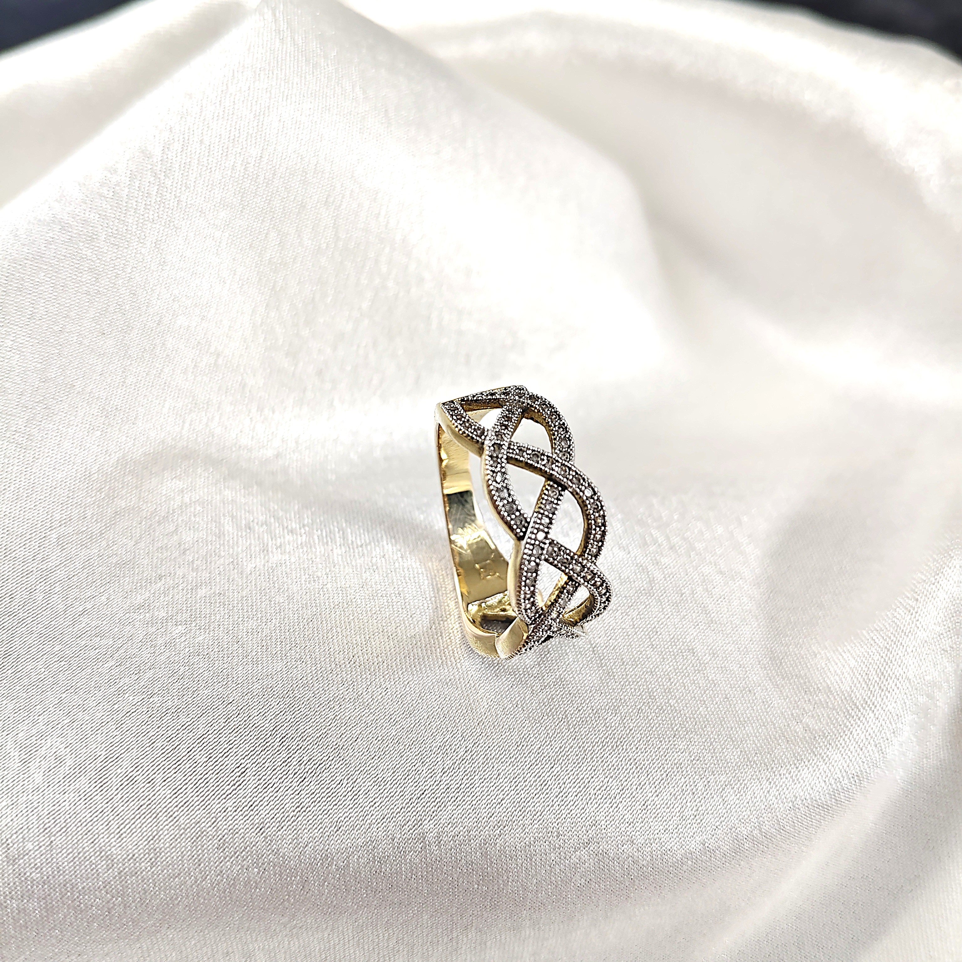 Bague “Élégance Entrelacée” en Plaqué Or Bague “Élégance Entrelacée” en Plaqué Or