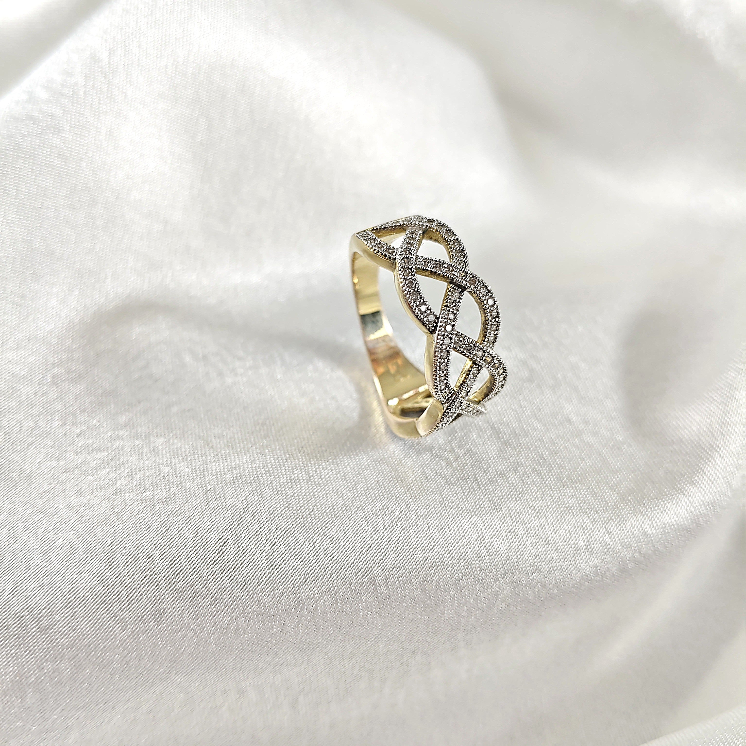 Bague “Élégance Entrelacée” en Plaqué Or Bague “Élégance Entrelacée” en Plaqué Or