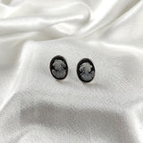 Boucles d’Oreilles “Camée Classique” en Argent Boucles d’Oreilles “Camée Classique” en Argent