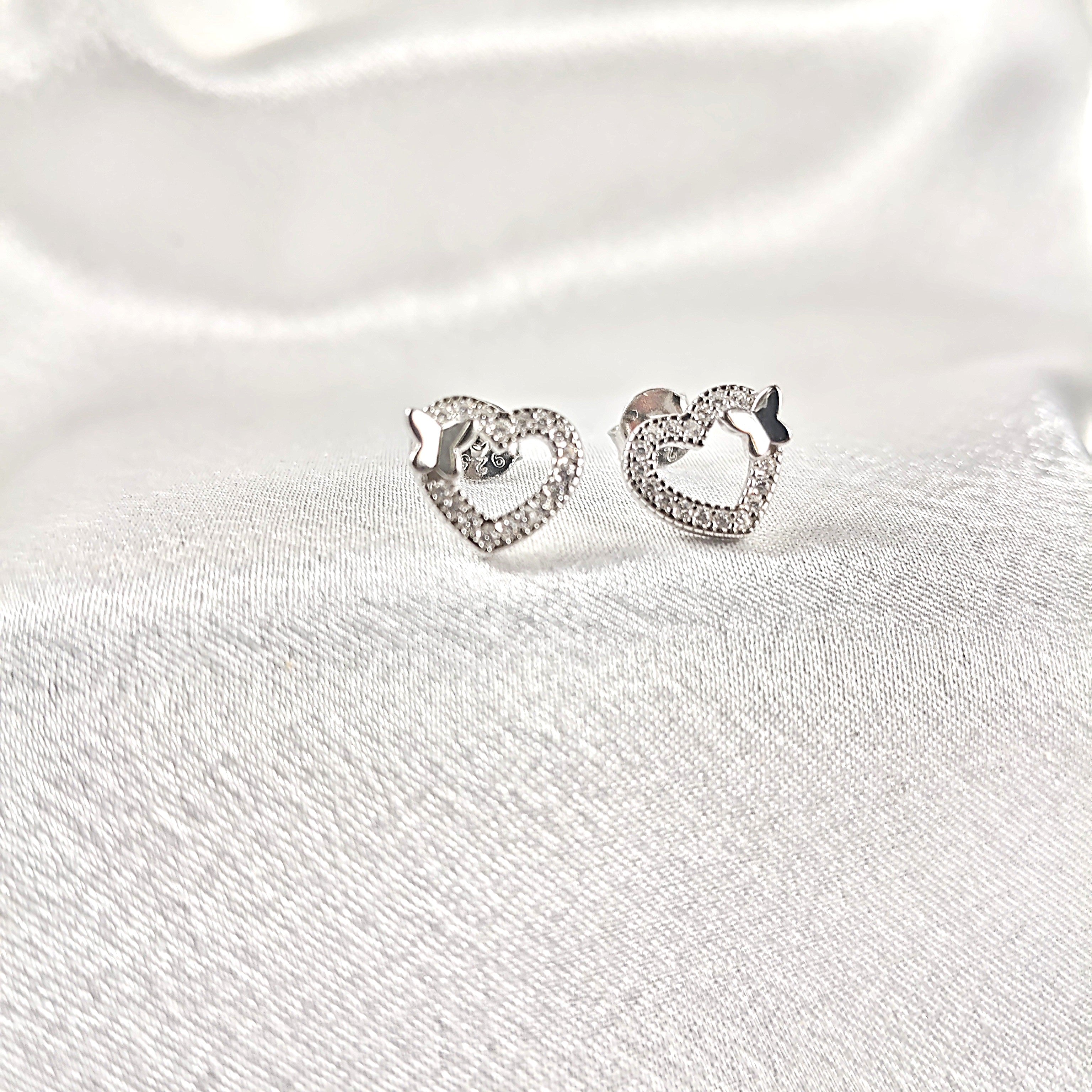 Boucles d’Oreilles “Cœur Papillon” en Argent Boucles d’Oreilles “Cœur Papillon” en Argent
