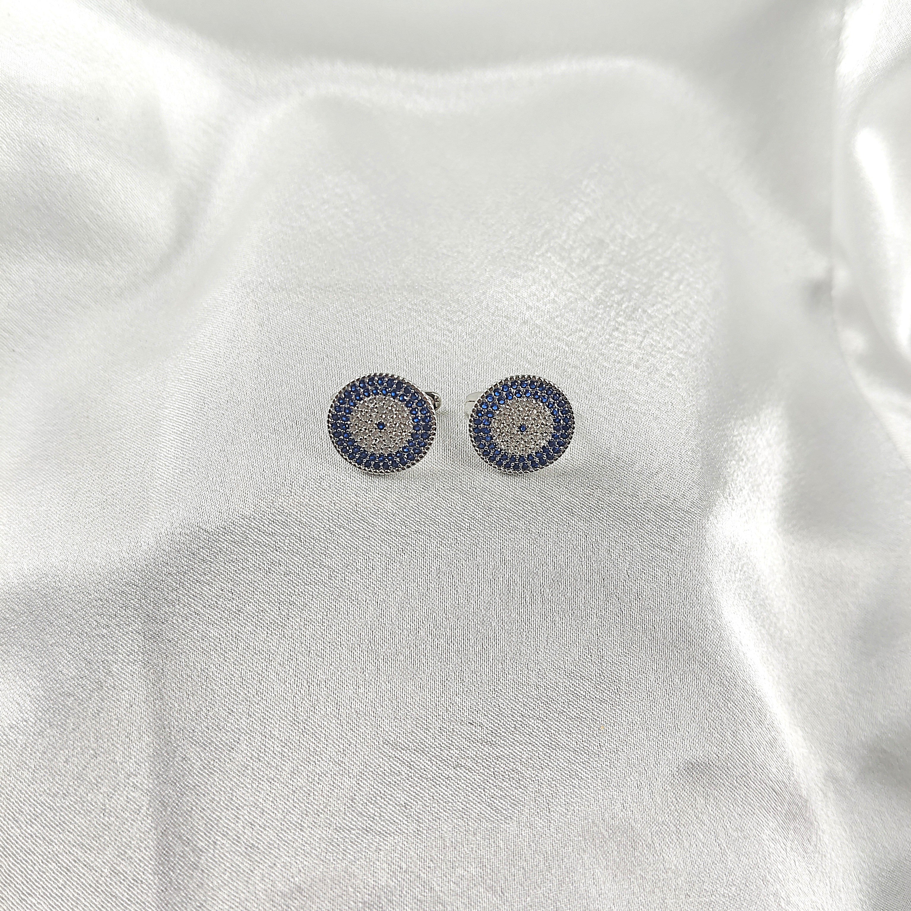 Boucles d’Oreilles “Œil Protecteur” en Argent et Oxydes Bleus Boucles d’Oreilles “Œil Protecteur” en Argent et Oxydes Bleus