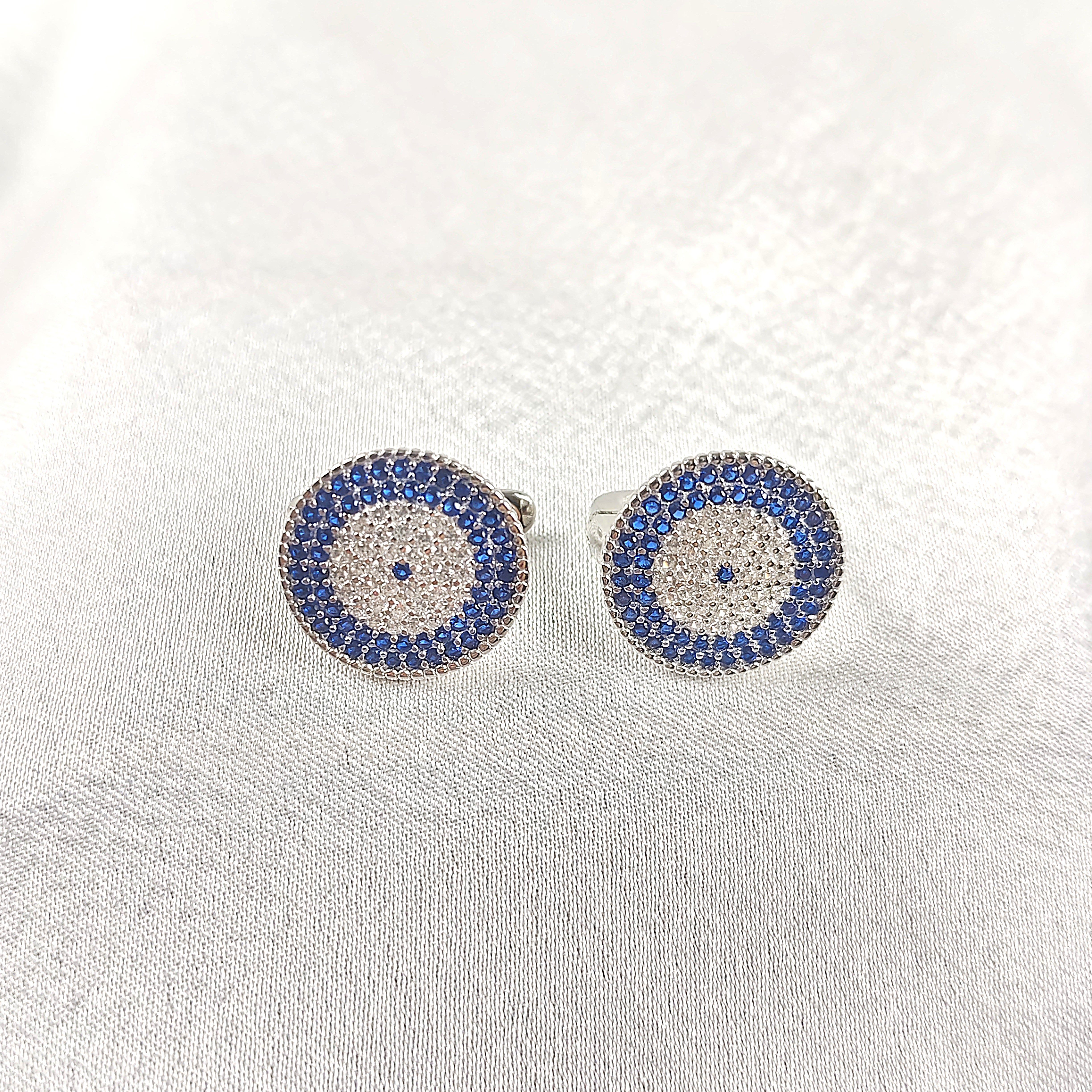 Boucles d’Oreilles “Œil Protecteur” en Argent et Oxydes Bleus Boucles d’Oreilles “Œil Protecteur” en Argent et Oxydes Bleus