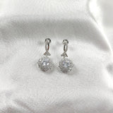 Boucles d’Oreilles “Éclat Infini” en Argent et Zircons Boucles d’Oreilles “Éclat Infini” en Argent et Zircons