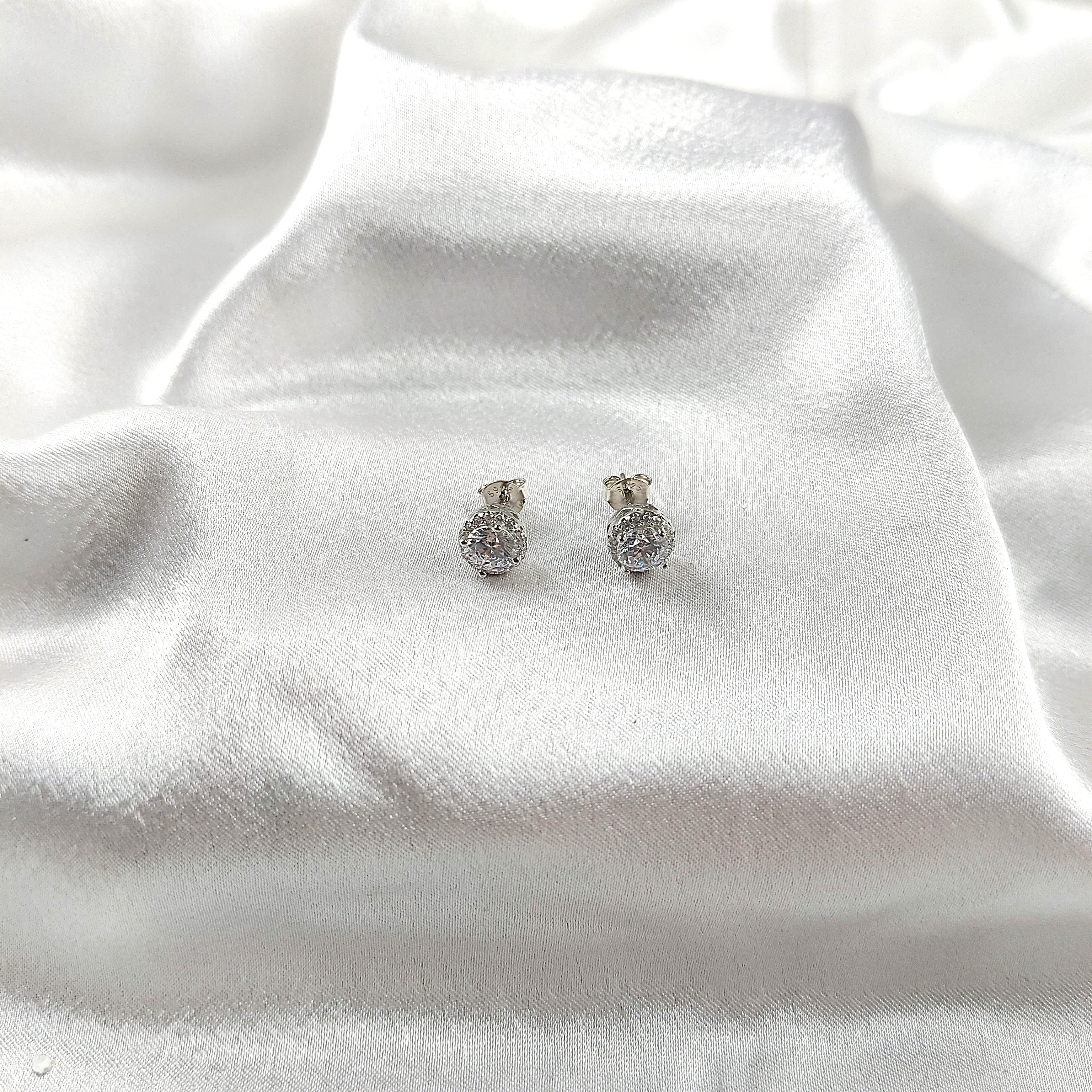 Boucles d’Oreilles “Halo Brillant” en Argent Boucles d’Oreilles “Halo Brillant” en Argent