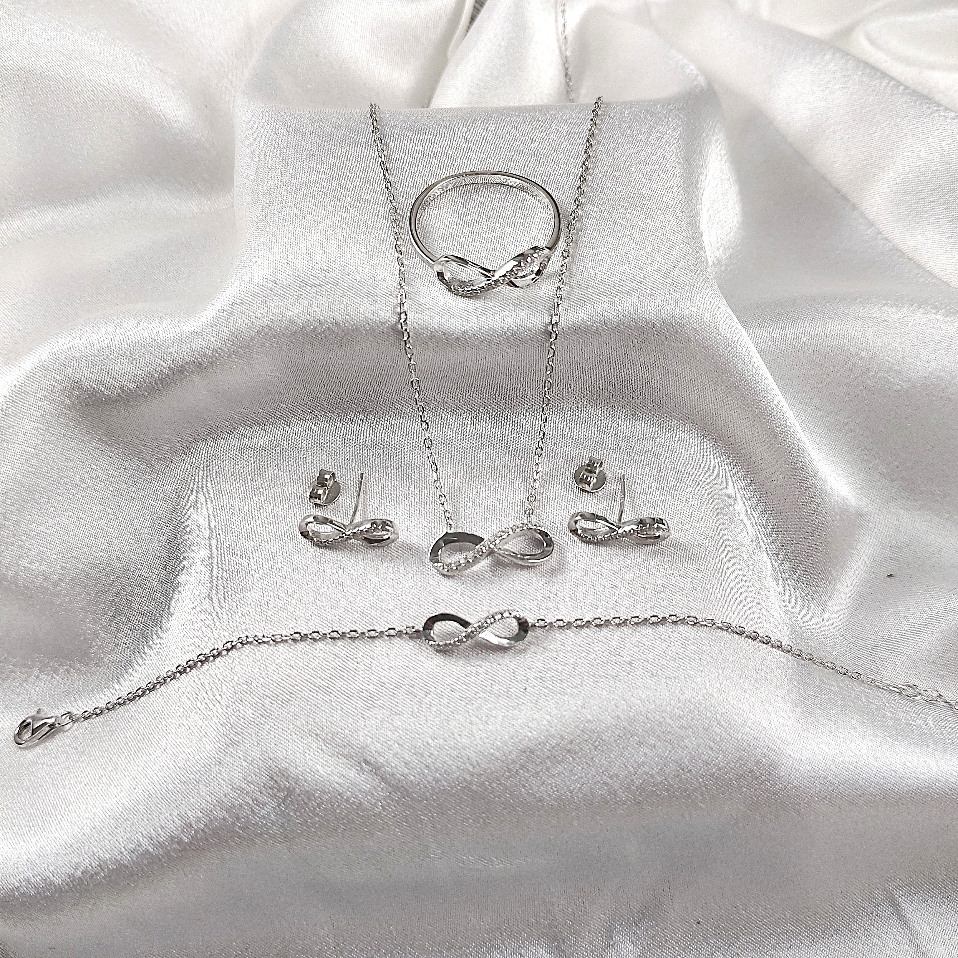 Parure “Éternité” en Argent 925 4ps Parure “Éternité” en Argent 925 4ps