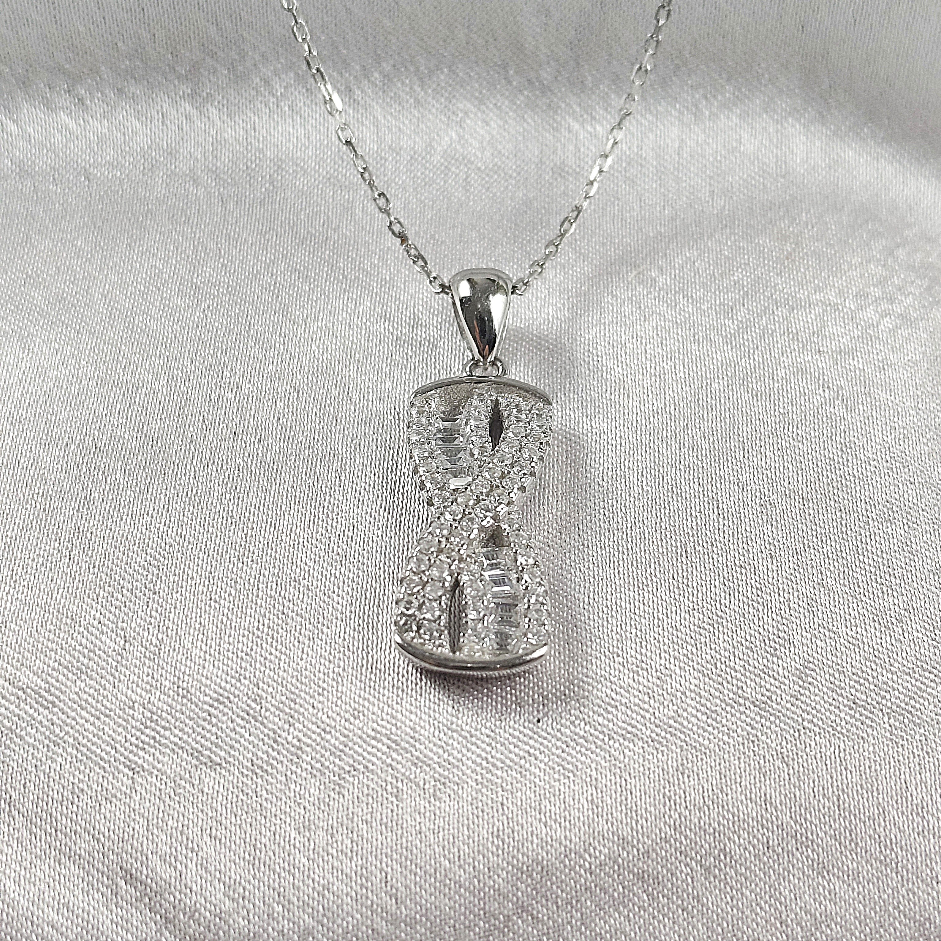 Collier “Élégance Torsadée” en Argent 925 Collier “Élégance Torsadée” en Argent 925