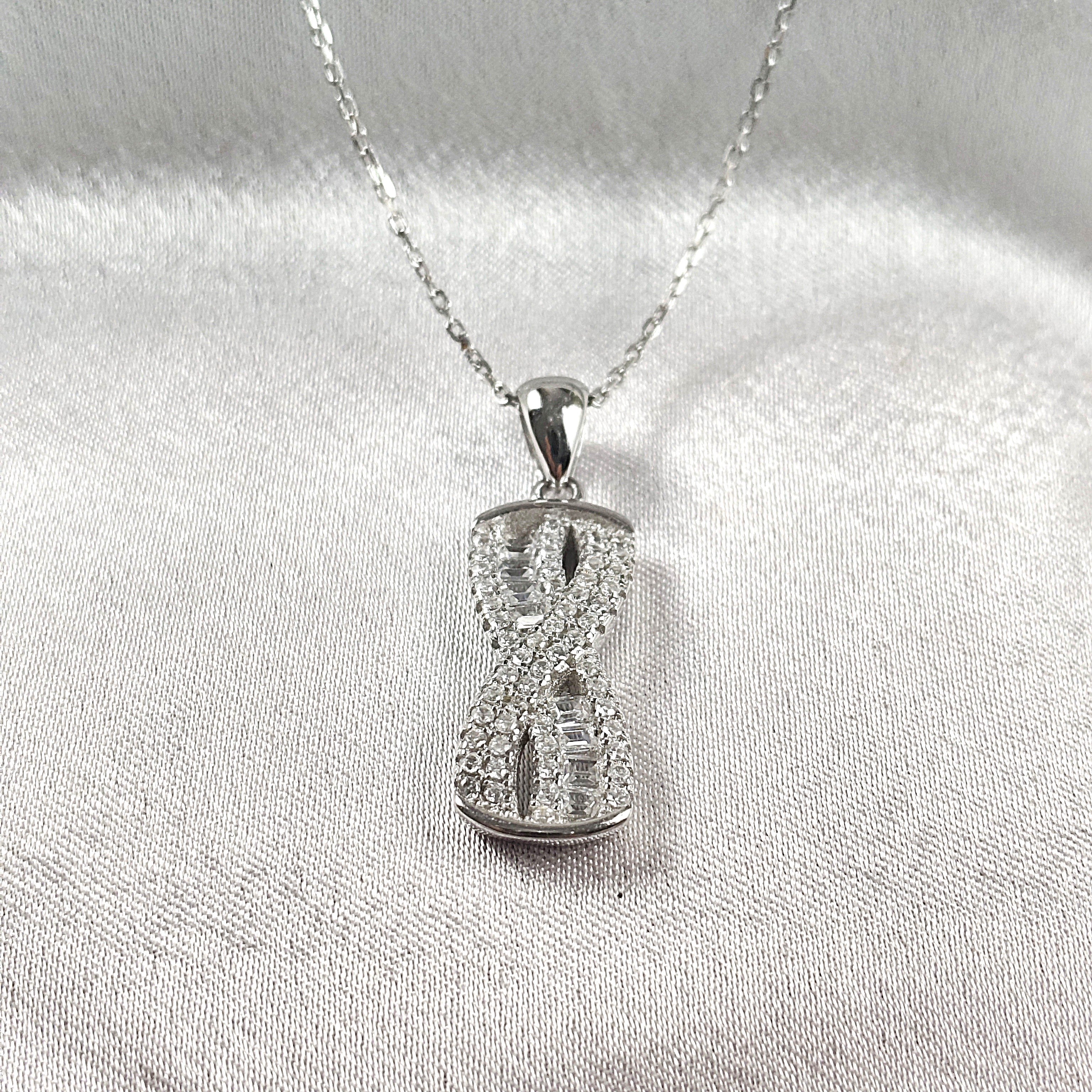 Collier “Élégance Torsadée” en Argent 925 Collier “Élégance Torsadée” en Argent 925