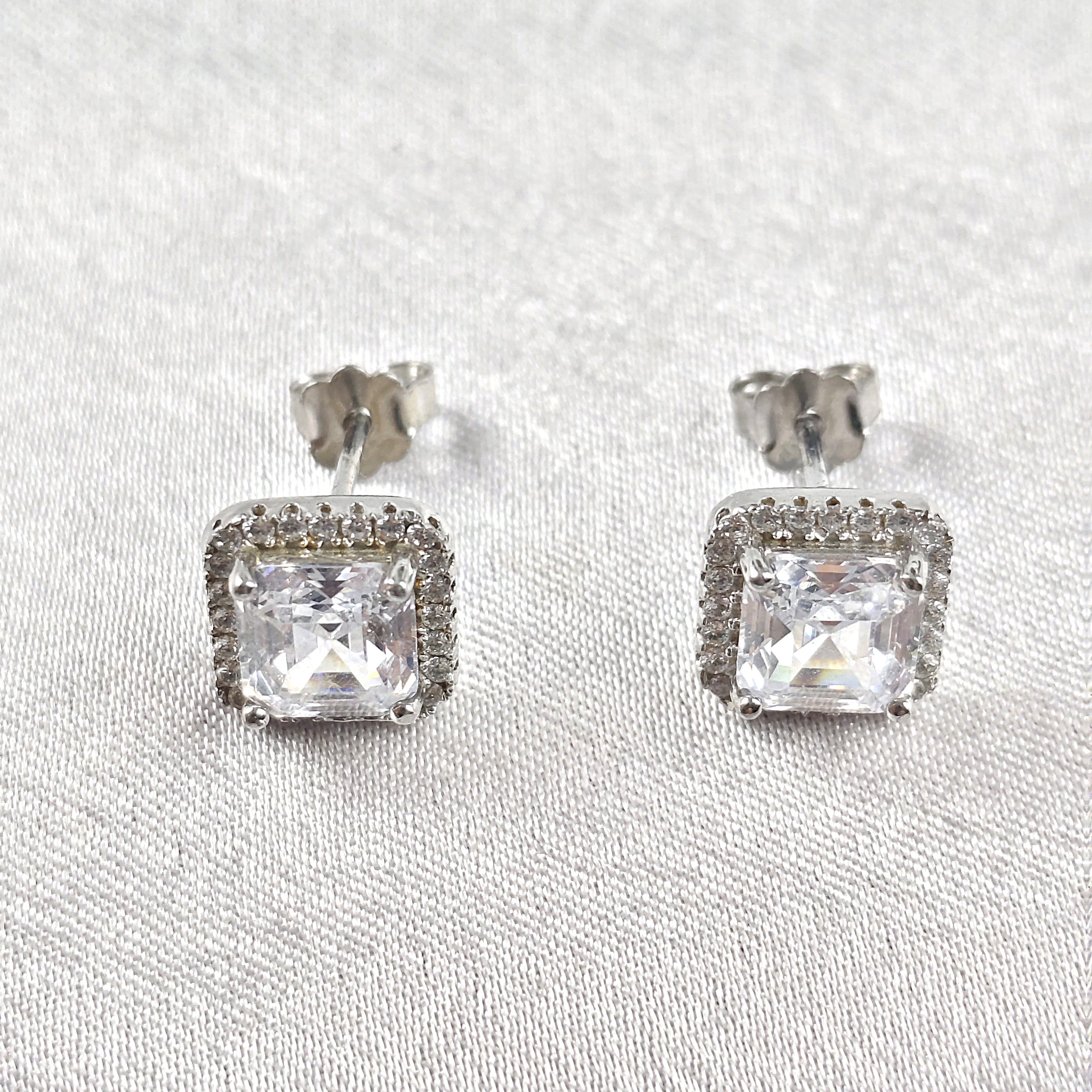 Boucles d’Oreilles Carrées Halo en Argent 925 Boucles d’Oreilles Carrées Halo en Argent 925