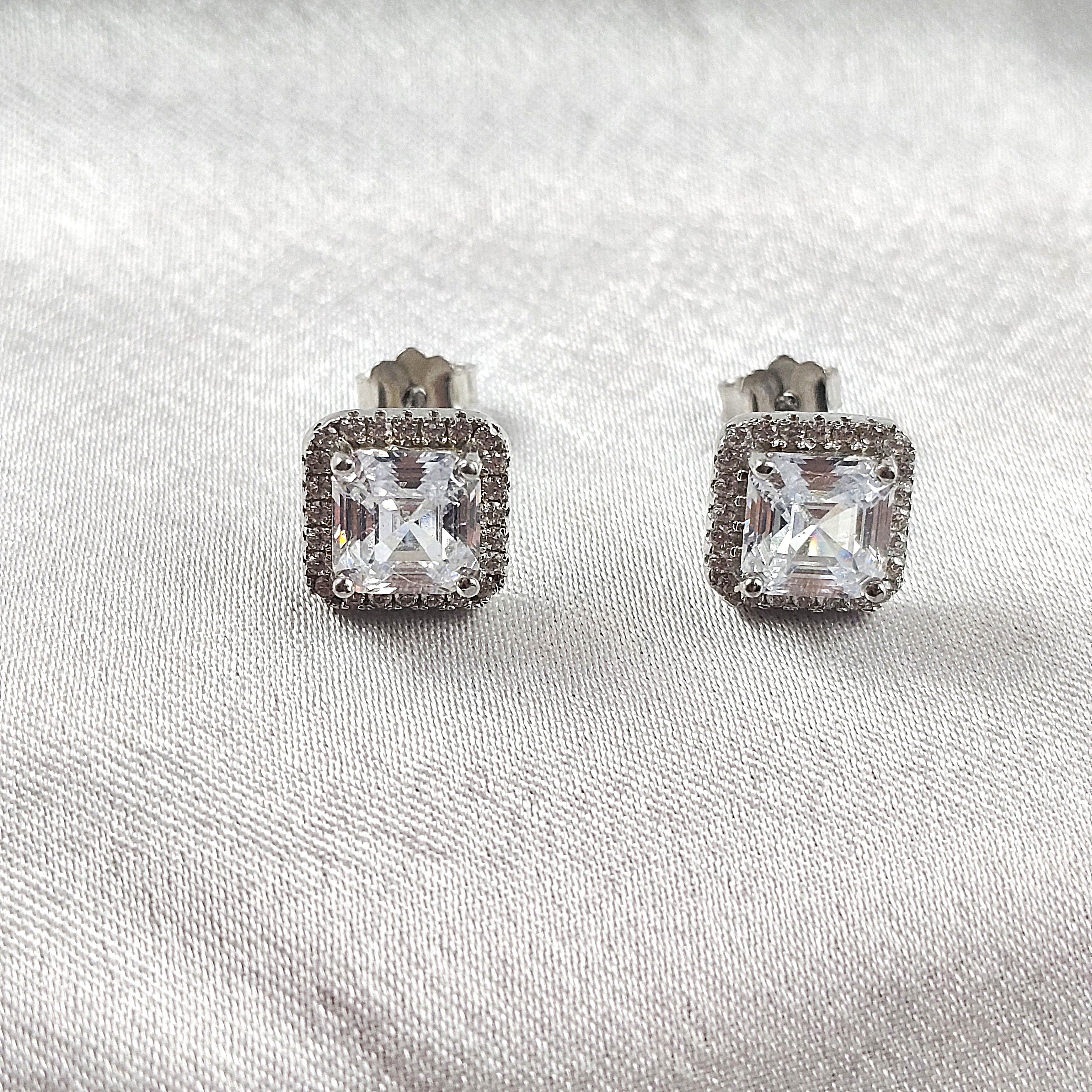 Boucles d’Oreilles Carrées Halo en Argent 925 Boucles d’Oreilles Carrées Halo en Argent 925