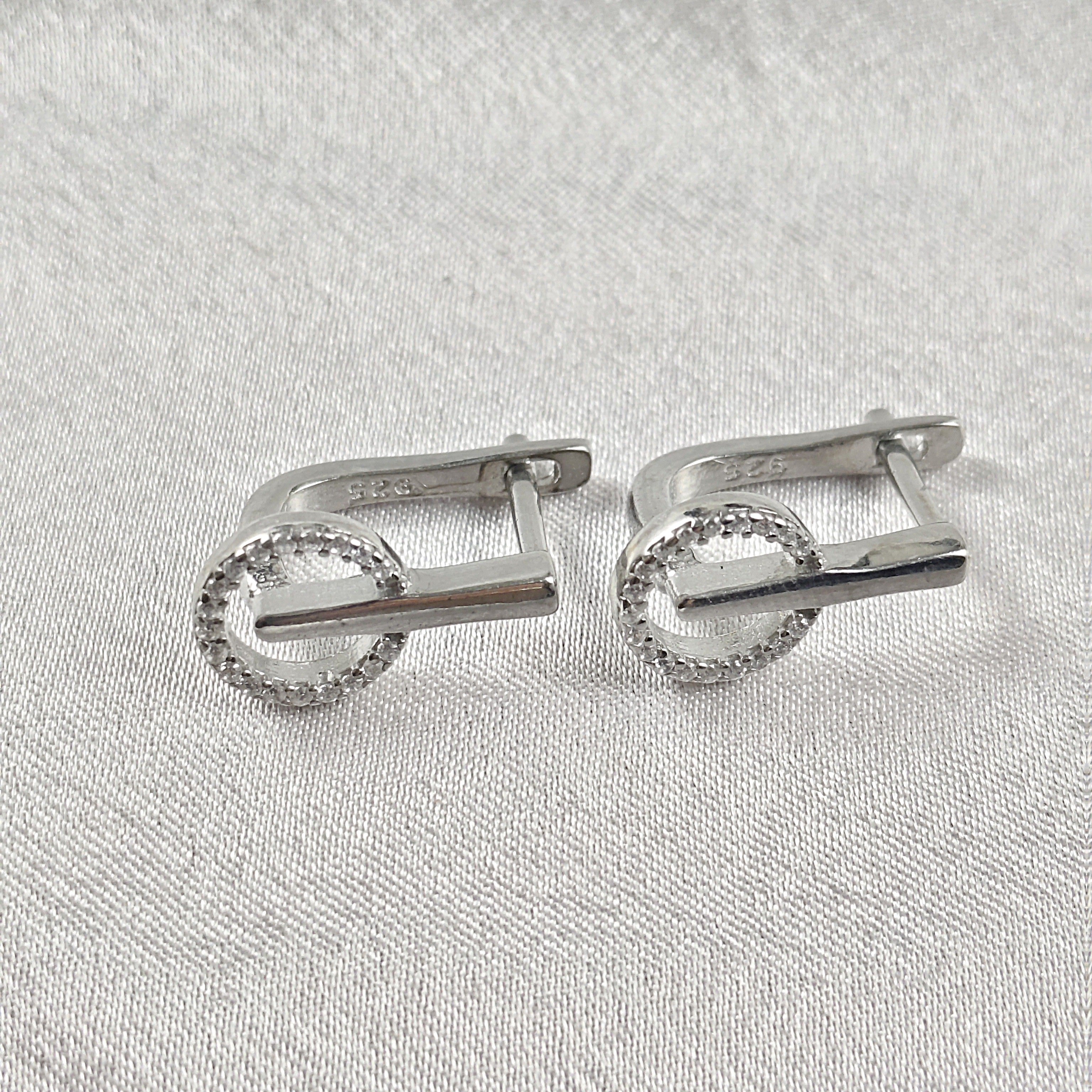 Boucles d’Oreilles Cercle & Barre en Argent 925 Boucles d’Oreilles Cercle & Barre en Argent 925