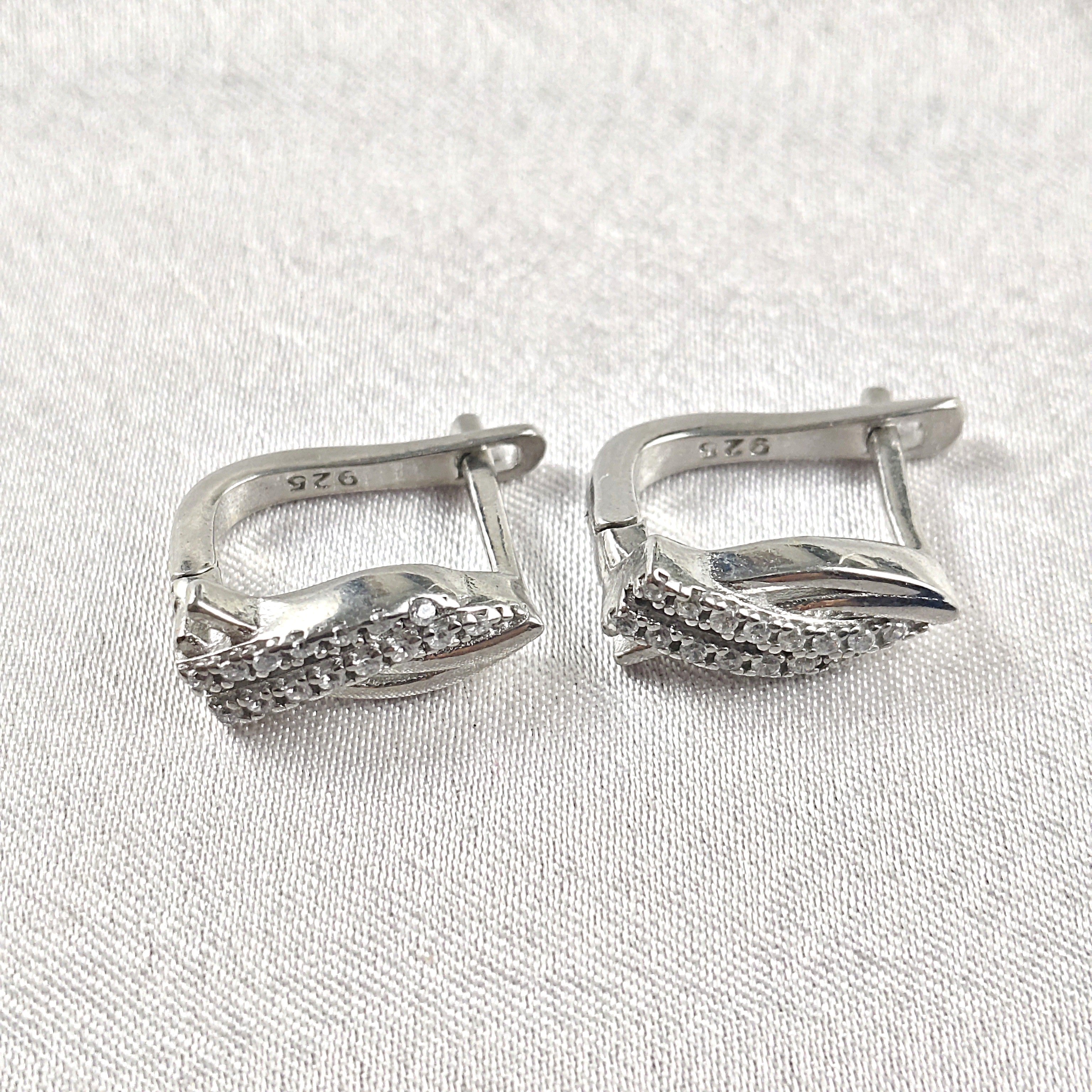 Boucles d’Oreilles Feuille Élégante en Argent 925 Boucles d’Oreilles Feuille Élégante en Argent 925