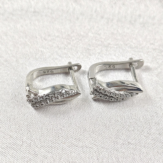 Boucles d’Oreilles Feuille Élégante en Argent 925