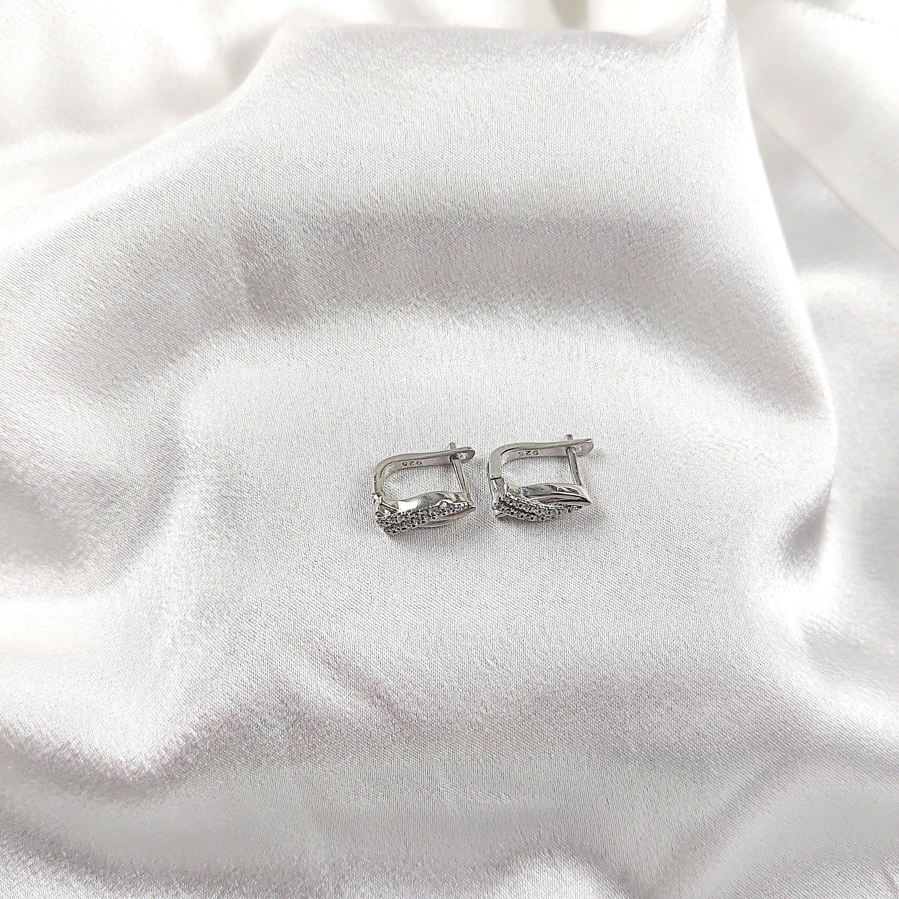 Boucles d’Oreilles Feuille Élégante en Argent 925 Boucles d’Oreilles Feuille Élégante en Argent 925