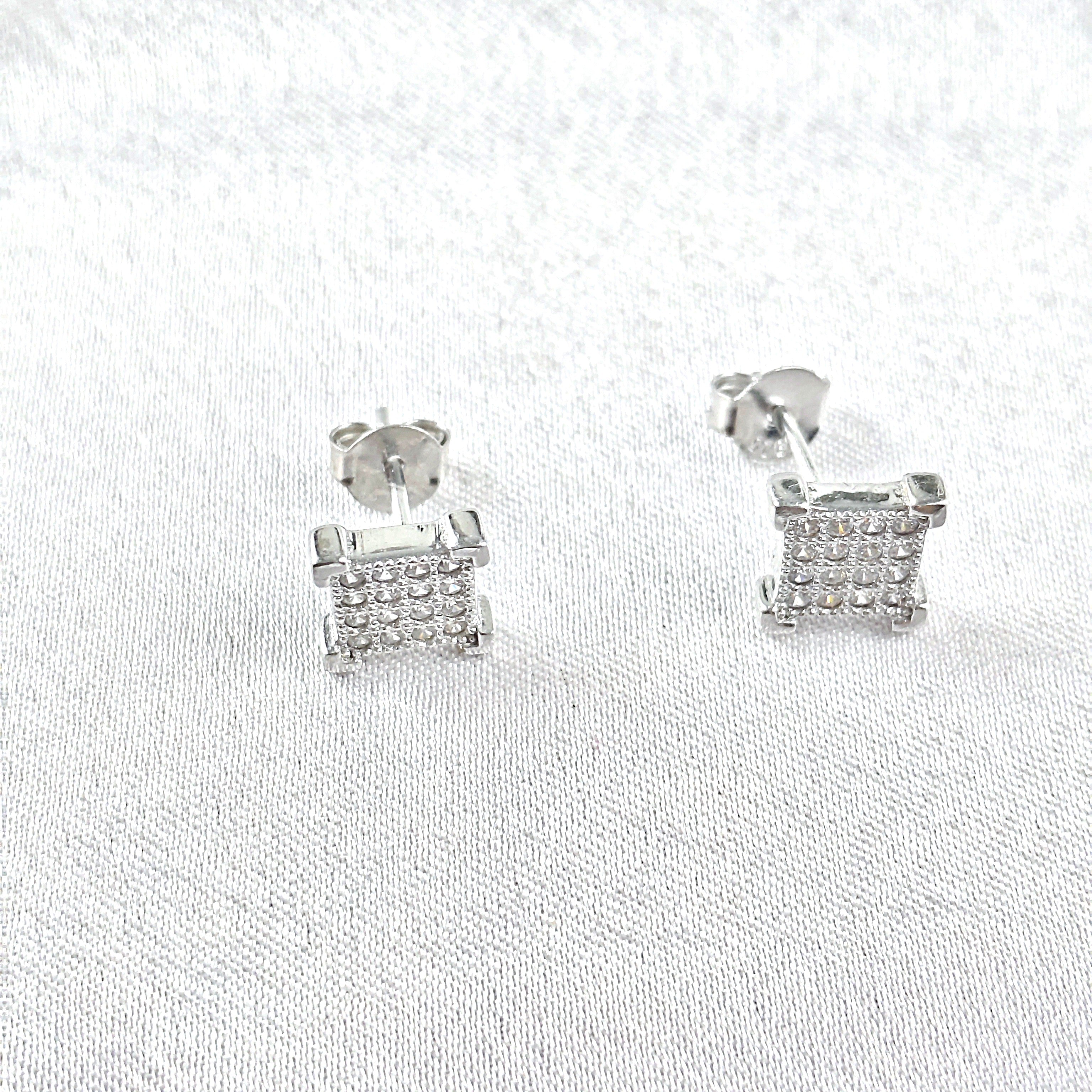 Boucles d’Oreilles Carrées Pavées en Argent 925 Boucles d’Oreilles Carrées Pavées en Argent 925