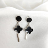 Boucles d’Oreilles Trèfle Élégant en Argent Boucles d’Oreilles Trèfle Élégant en Argent