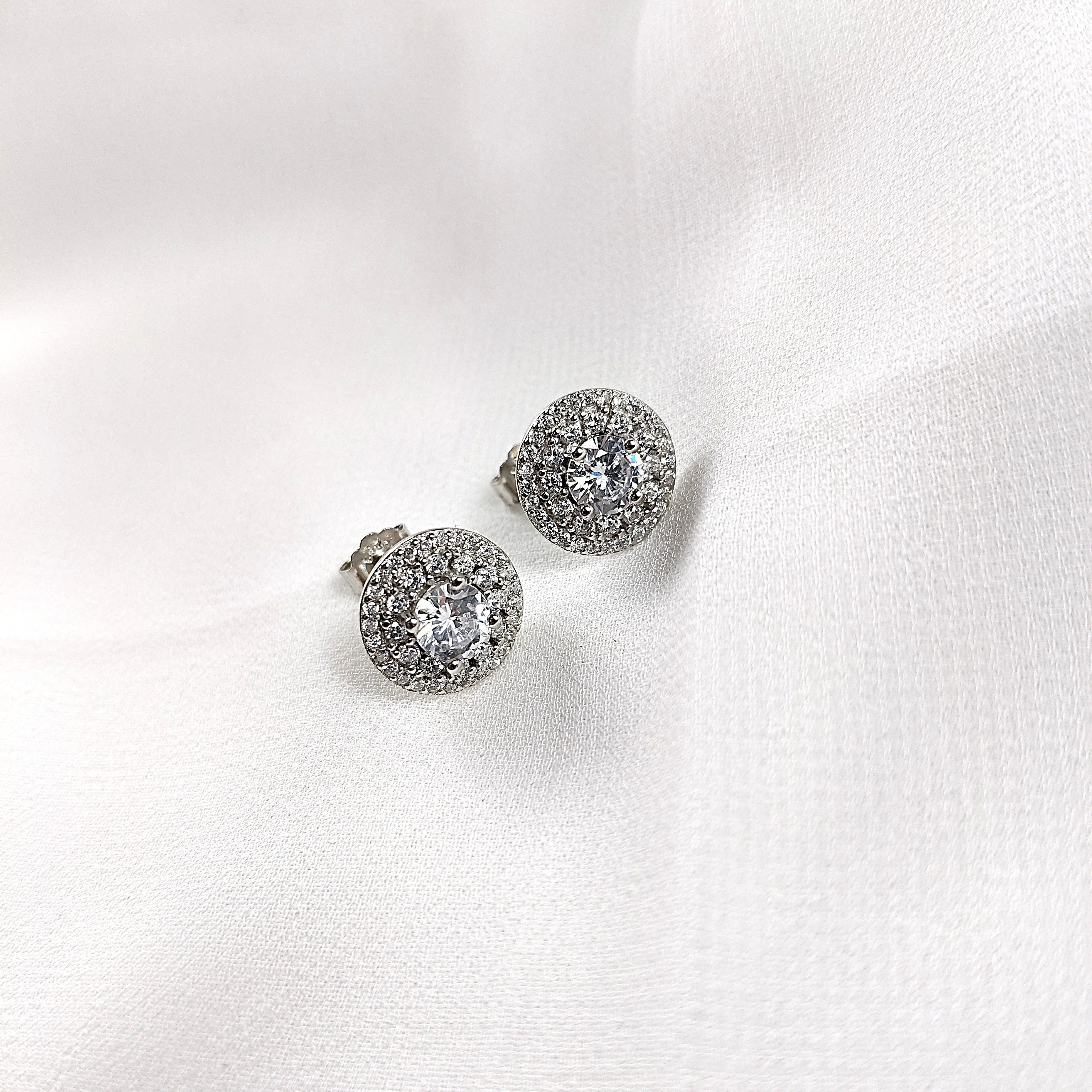 Boucles d’Oreilles Halo en Argent 925 & Zircons Brillants Boucles d’Oreilles Halo en Argent 925 & Zircons Brillants