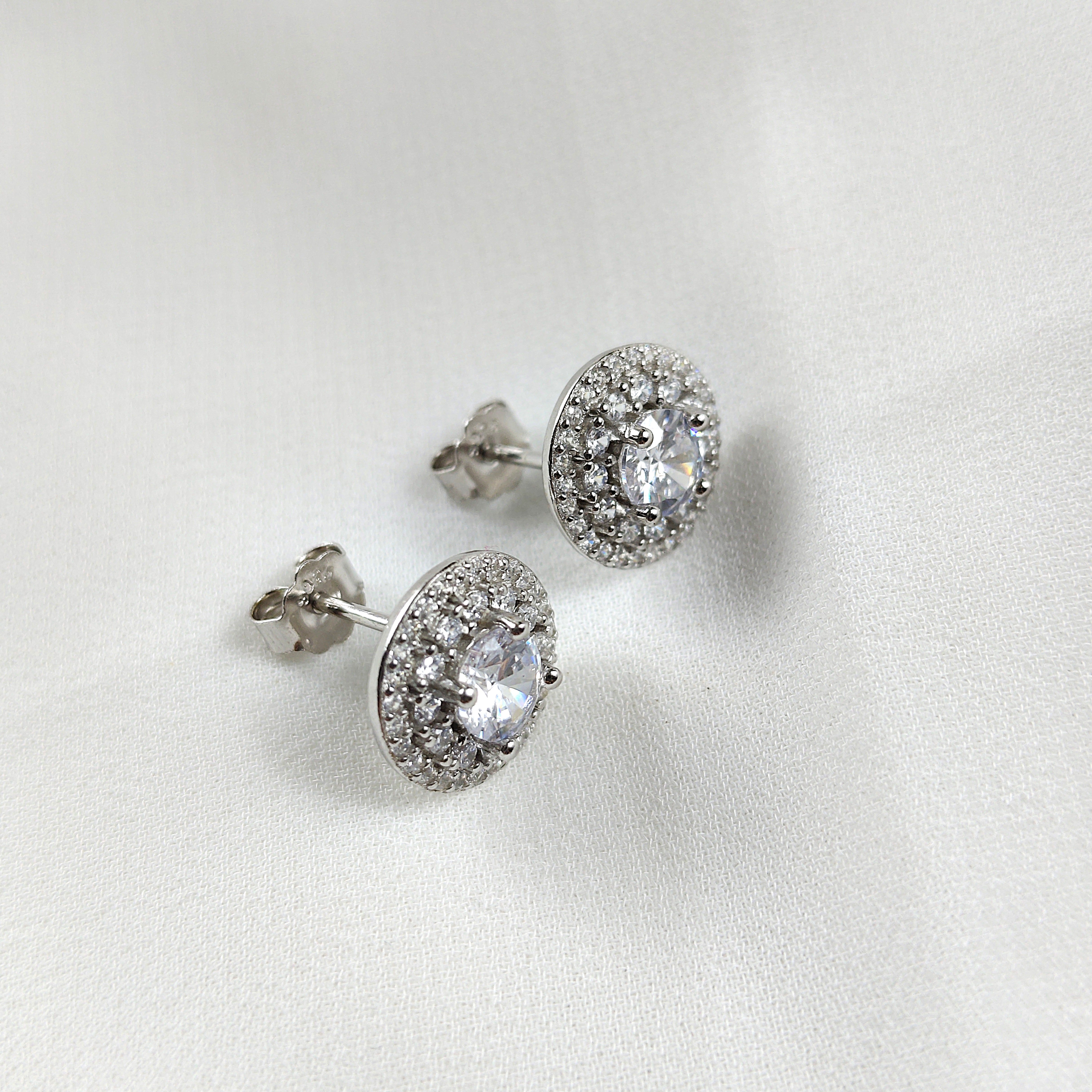 Boucles d’Oreilles Halo en Argent 925 & Zircons Brillants Boucles d’Oreilles Halo en Argent 925 & Zircons Brillants