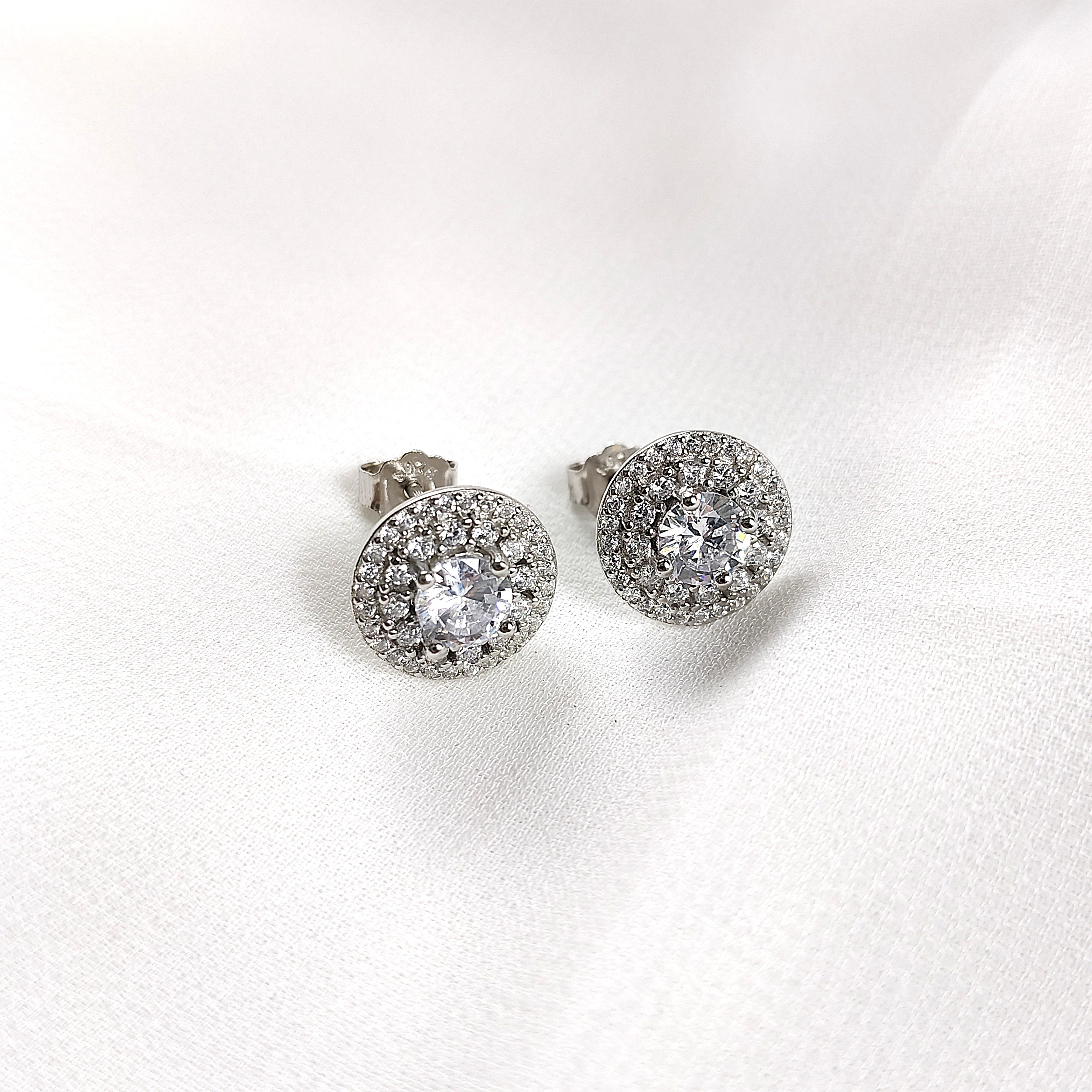 Boucles d’Oreilles Halo en Argent 925 & Zircons Brillants Boucles d’Oreilles Halo en Argent 925 & Zircons Brillants