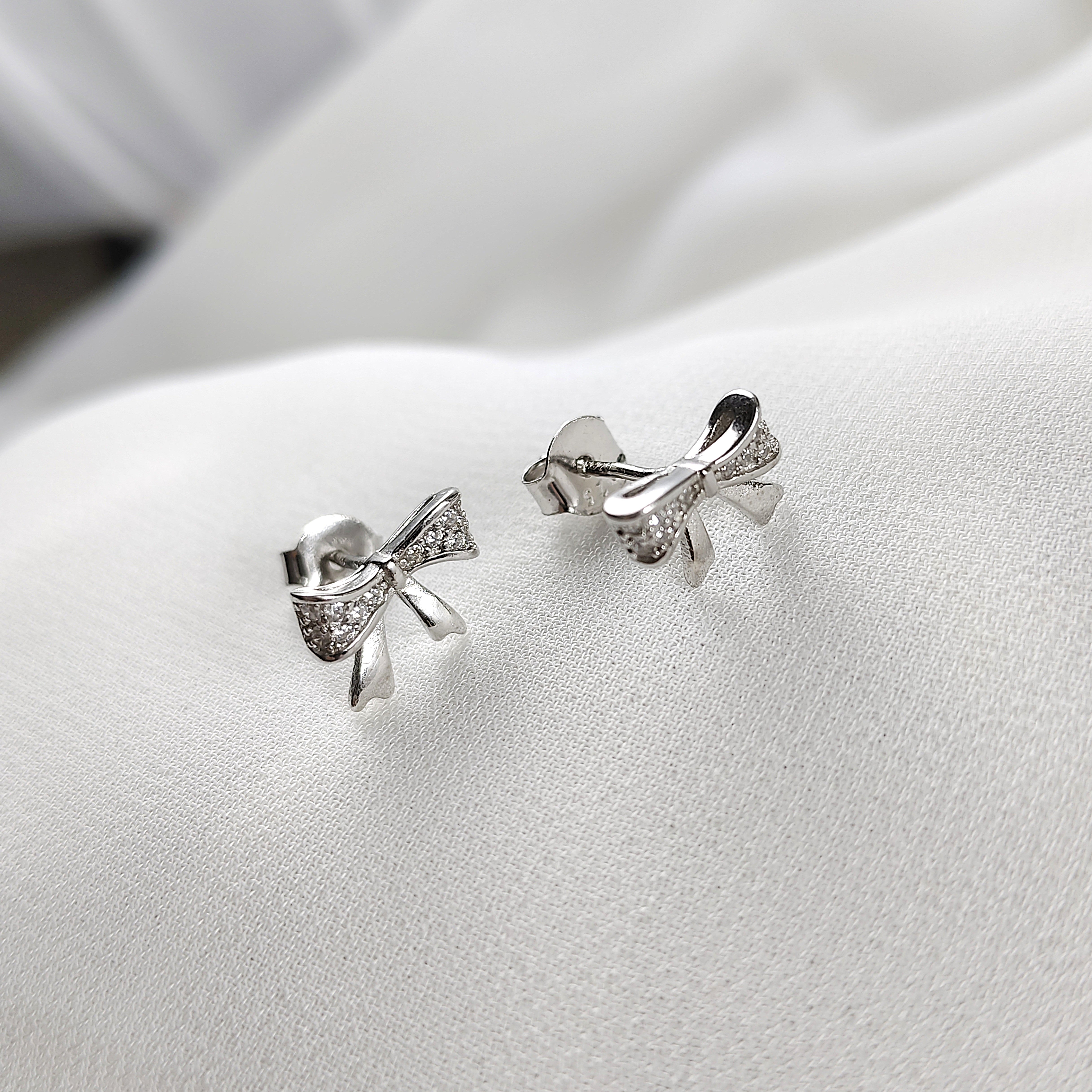 Boucles d’Oreilles Nœud Élégant en Argent 925 Boucles d’Oreilles Nœud Élégant en Argent 925