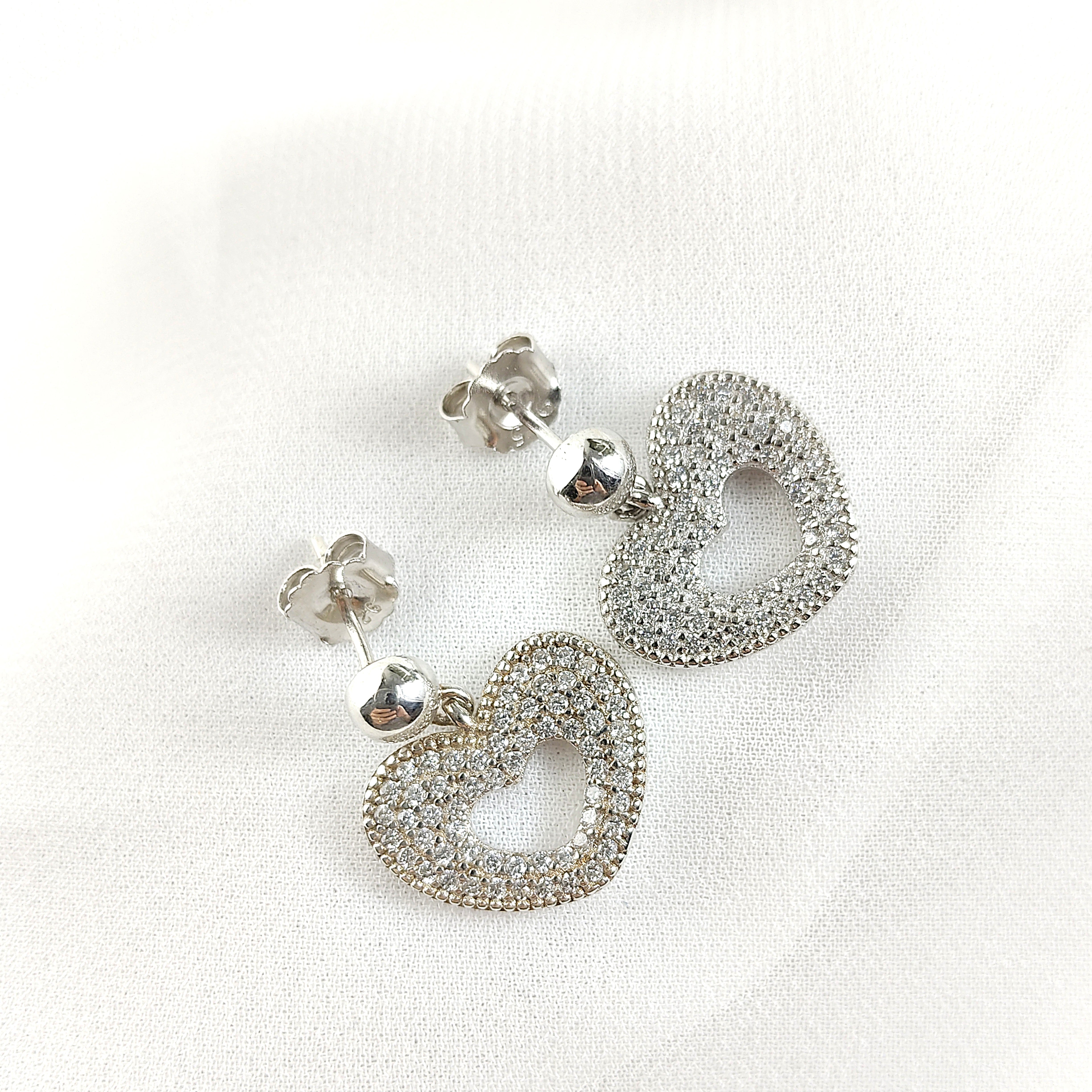 Boucles d’Oreilles Cœur Scintillant en Argent 925 Boucles d’Oreilles Cœur Scintillant en Argent 925