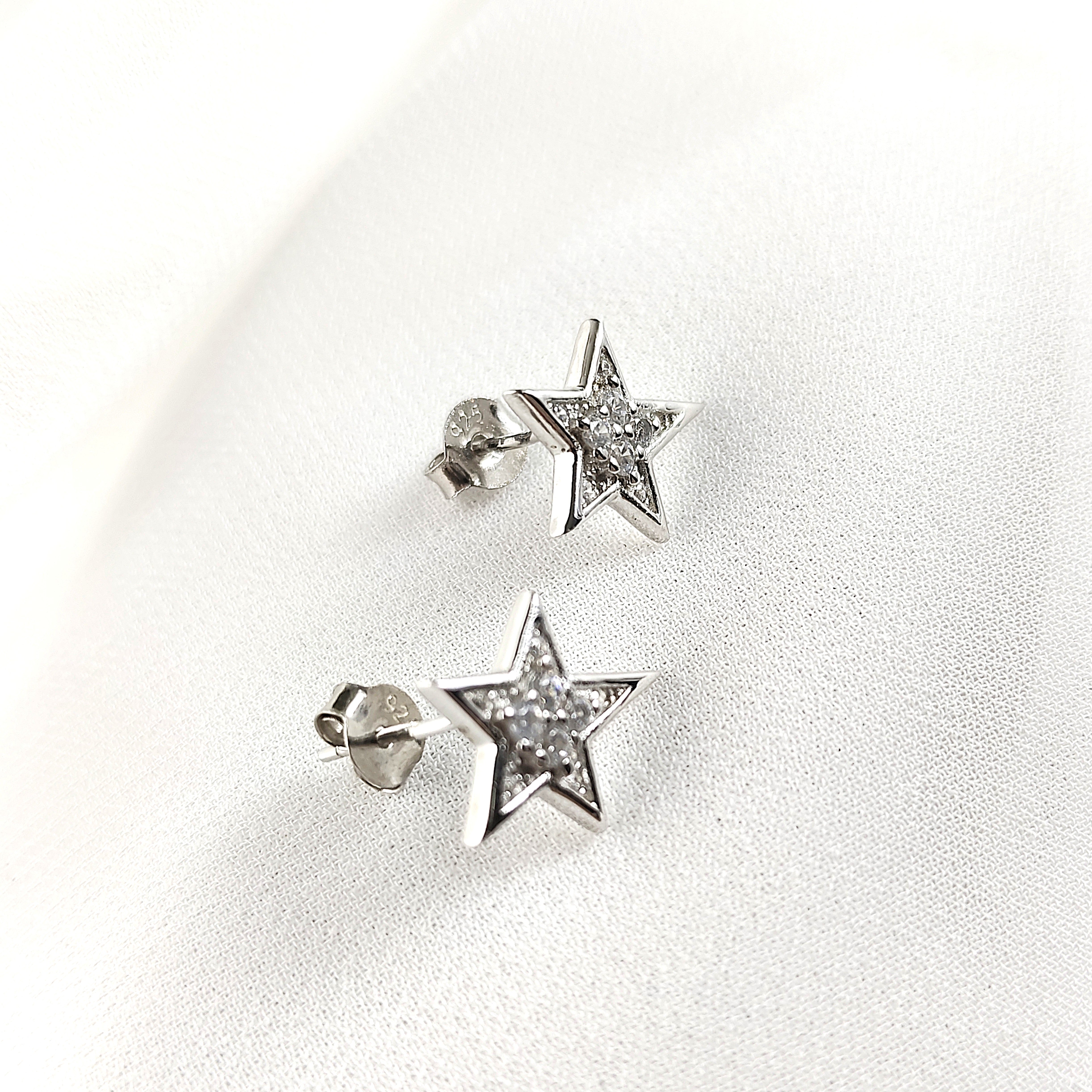 Boucles d’Oreilles Étoile en Argent 925 – Brillance Céleste Boucles d’Oreilles Étoile en Argent 925 – Brillance Céleste