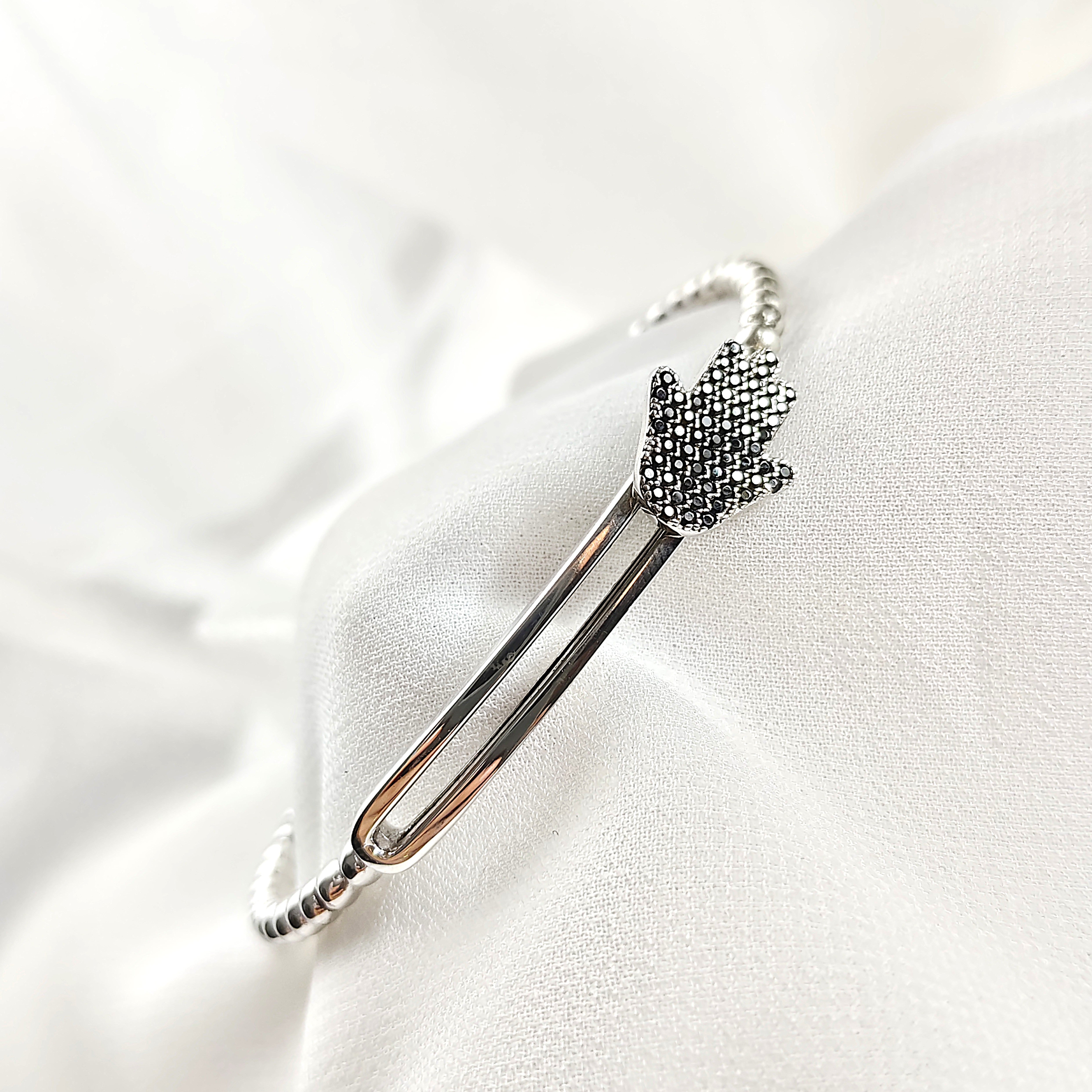 Bracelet Main de Fatma en Argent 925 – Protection & Élégance Bracelet Main de Fatma en Argent 925 – Protection & Élégance