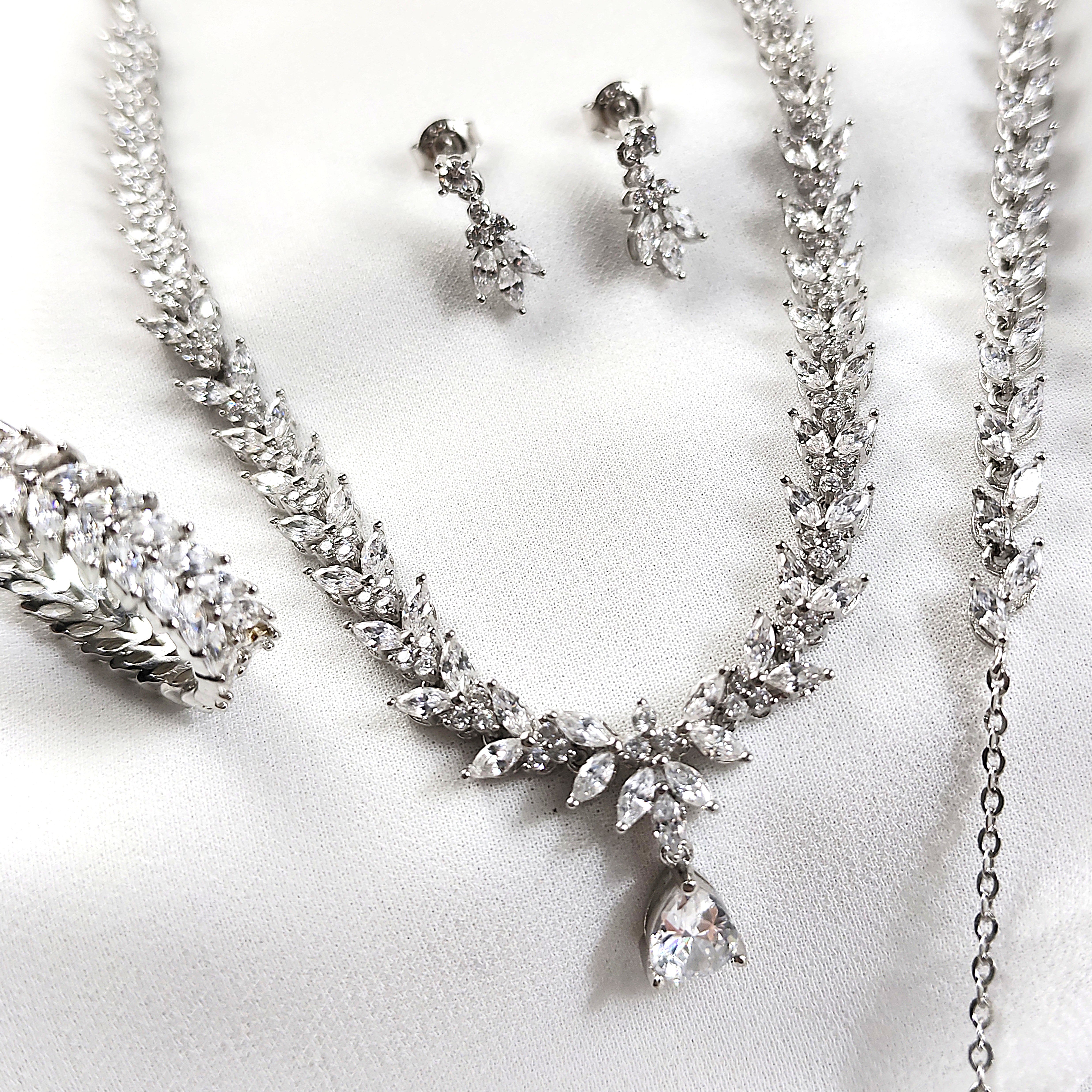 Parure Élégance Feuillage en Argent 925 Parure Élégance Feuillage en Argent 925