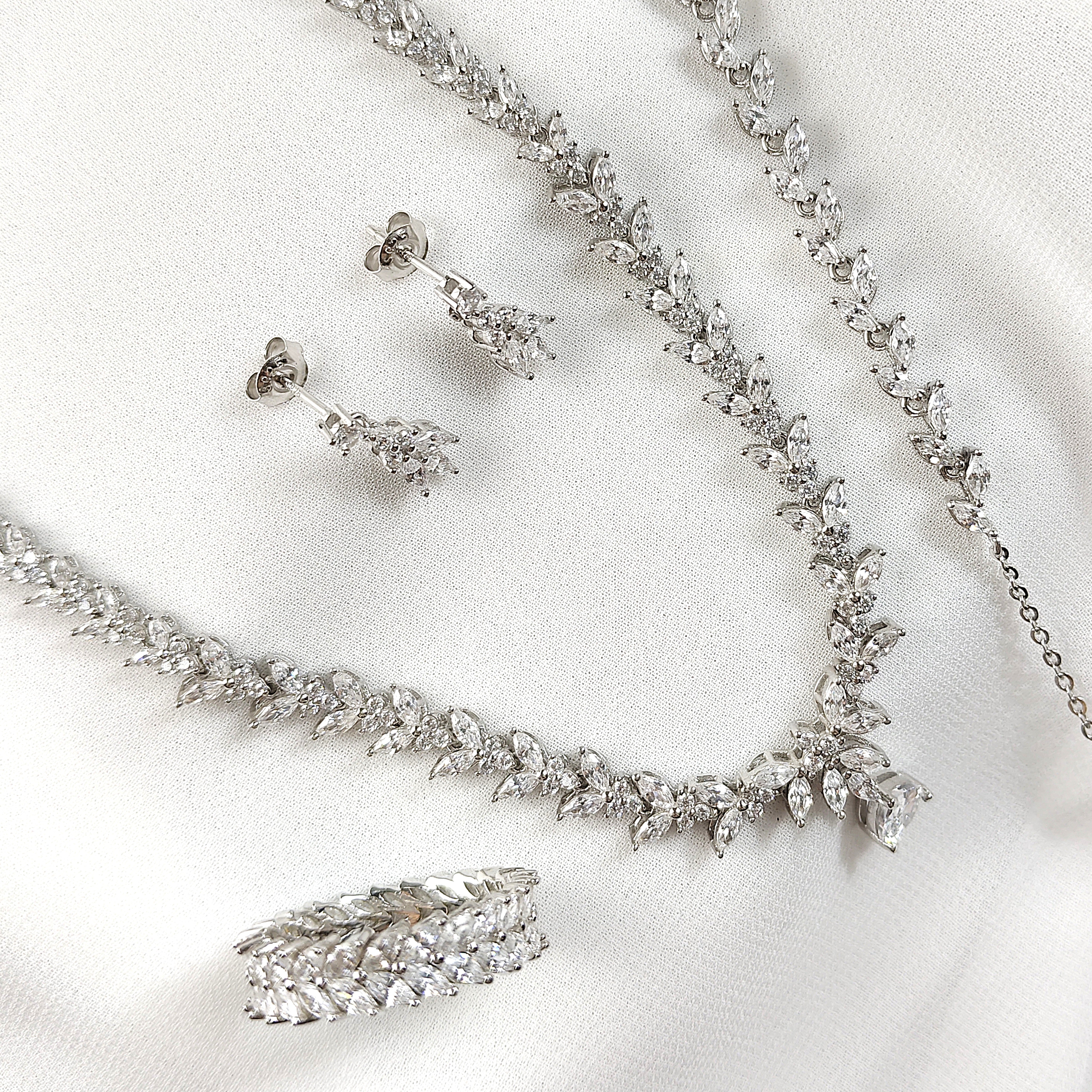 Parure Élégance Feuillage en Argent 925 Parure Élégance Feuillage en Argent 925