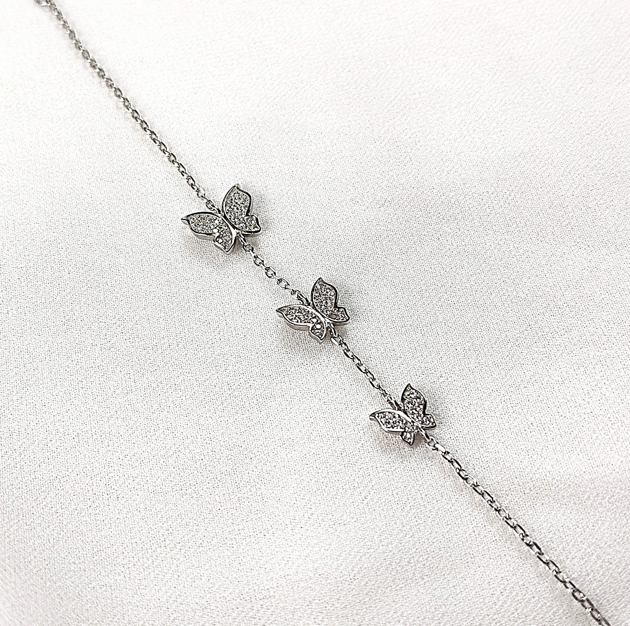 Gourmette en Argent 925 Papillons Pavés de Zircons Gourmette en Argent 925 Papillons Pavés de Zircons