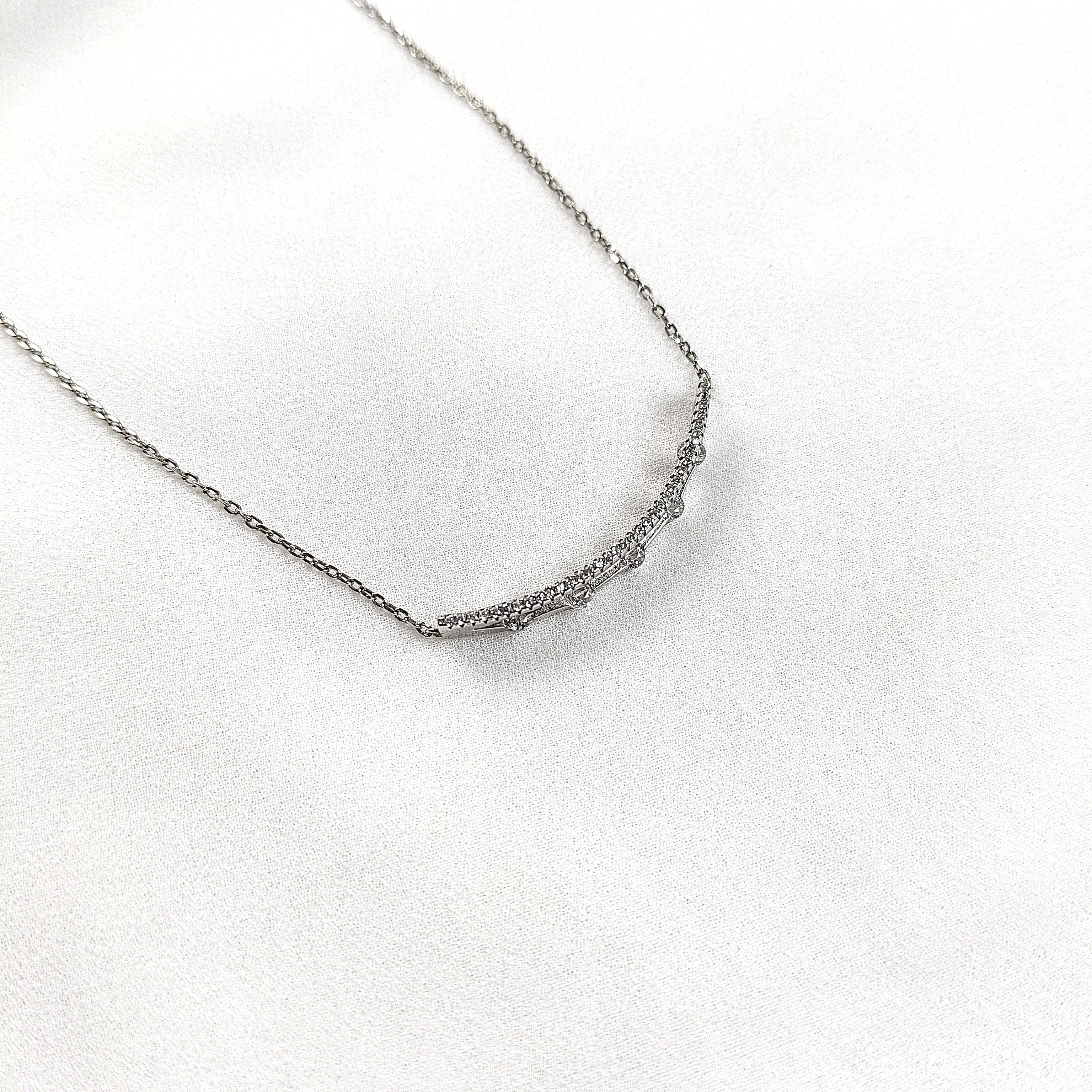 Chaîne en Argent 925 avec Barre Incrustée de Zircons Chaîne en Argent 925 avec Barre Incrustée de Zircons