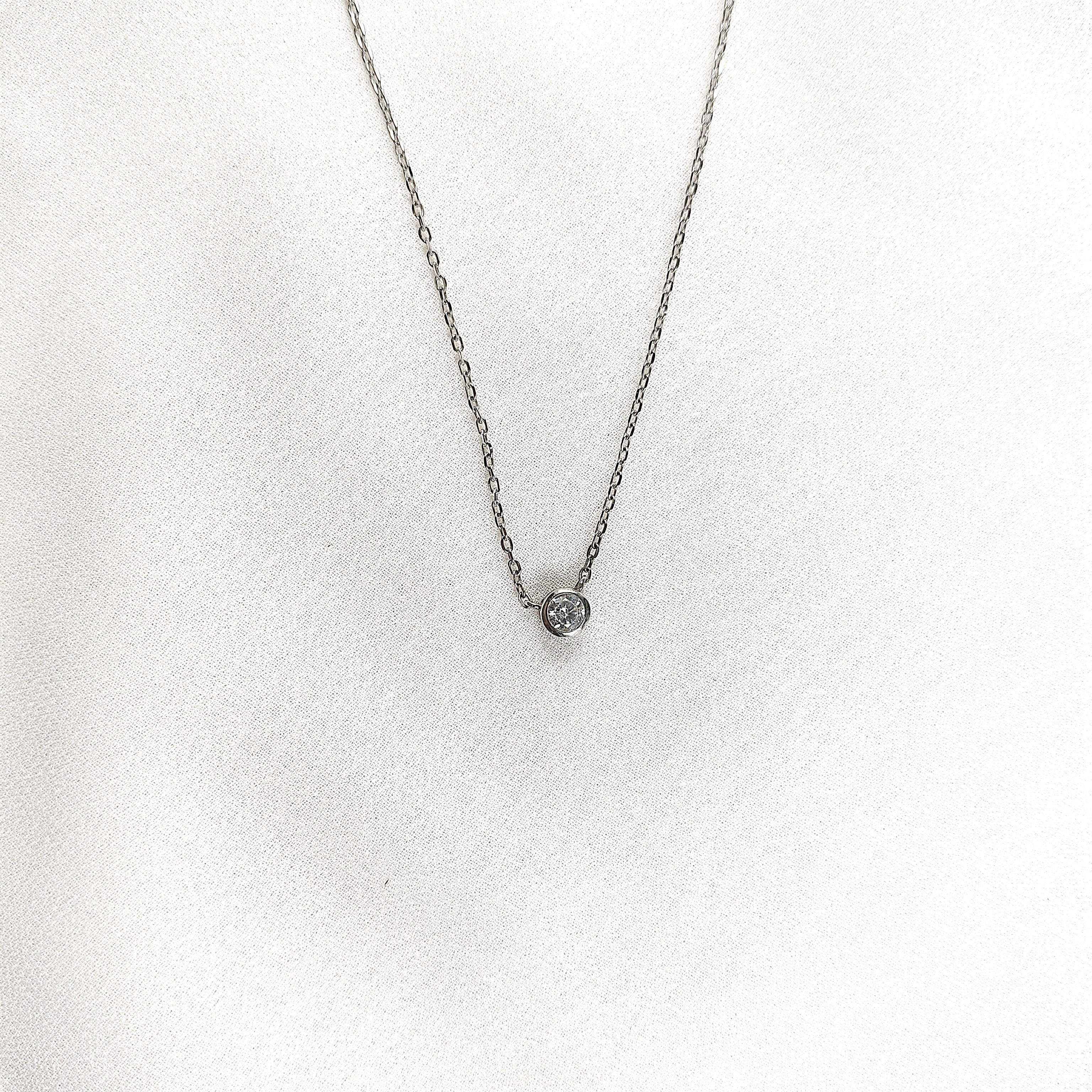 Chaîne en Argent 925 avec Solitaire Zircon Chaîne en Argent 925 avec Solitaire Zircon