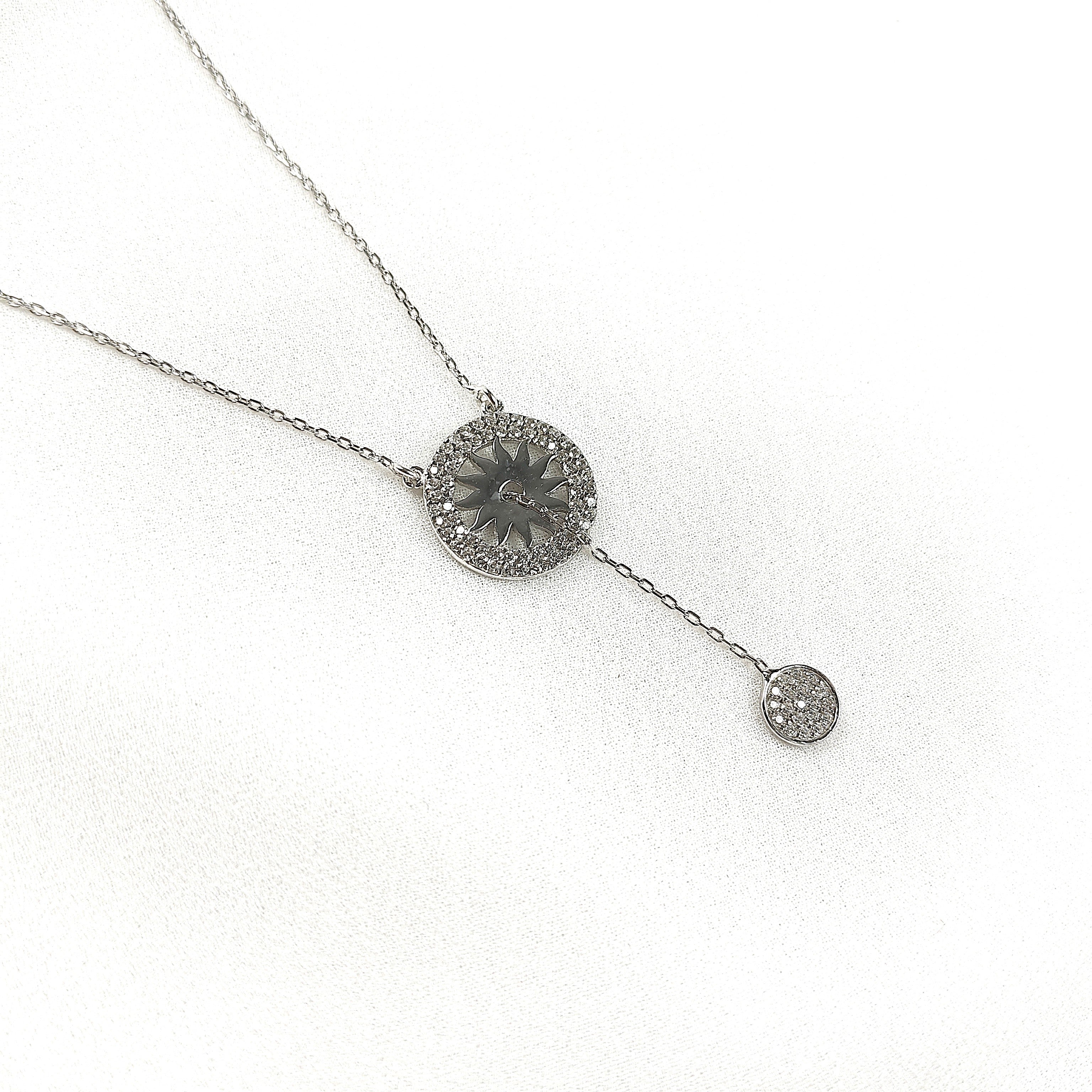 Chaîne en Argent 925 Médaillon Étoile Cristallisée Chaîne en Argent 925 Médaillon Étoile Cristallisée