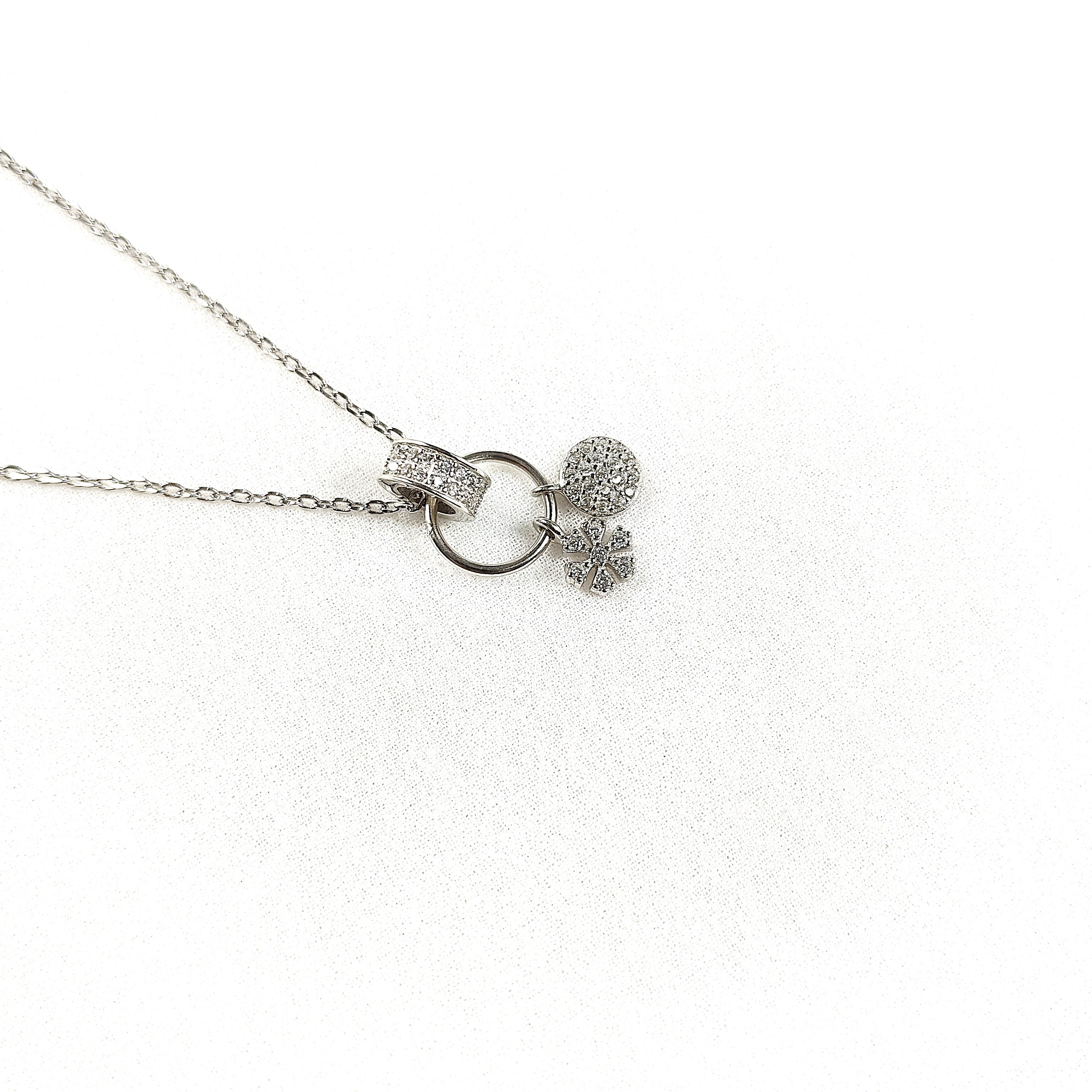 Chaîne en Argent 925 avec Pendentifs Cercle & Trèfle Zircon Chaîne en Argent 925 avec Pendentifs Cercle & Trèfle Zircon