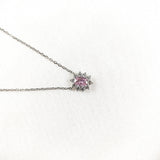 Chaîne en Argent 925 avec Pendentif Solitair Rose & Éclat de Zircons Chaîne en Argent 925 avec Pendentif Solitair Rose & Éclat de Zircons