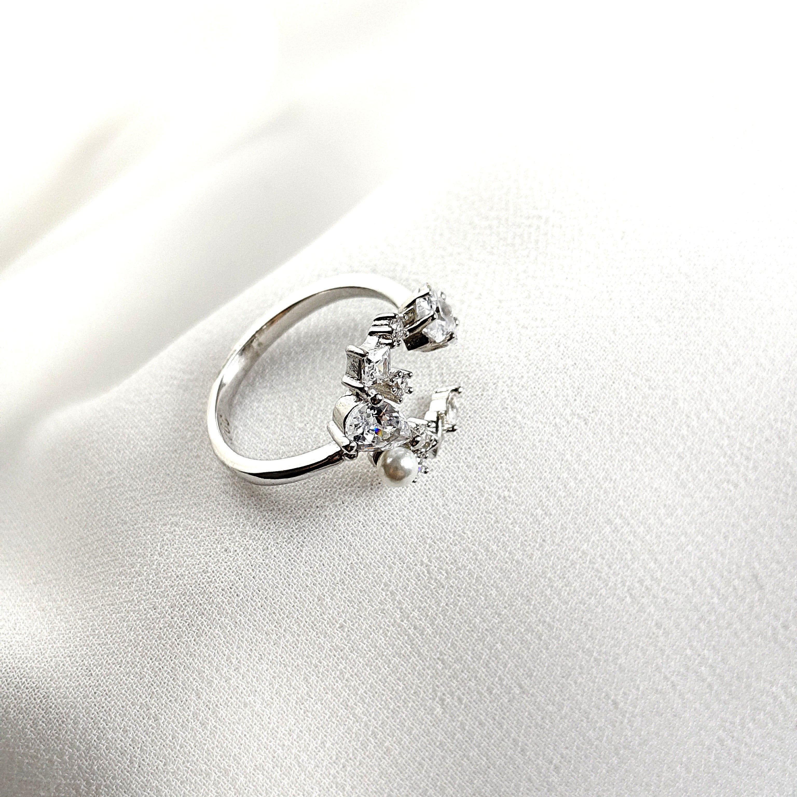 Bague Argent 925 Ouverte avec Zirconium et Perle Élégante Bague Argent 925 Ouverte avec Zirconium et Perle Élégante
