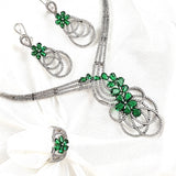 Parure en Argent Rhodié avec Zircons Verts Parure en Argent Rhodié avec Zircons Verts