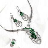 Parure en Argent Rhodié avec Zircons Verts Parure en Argent Rhodié avec Zircons Verts