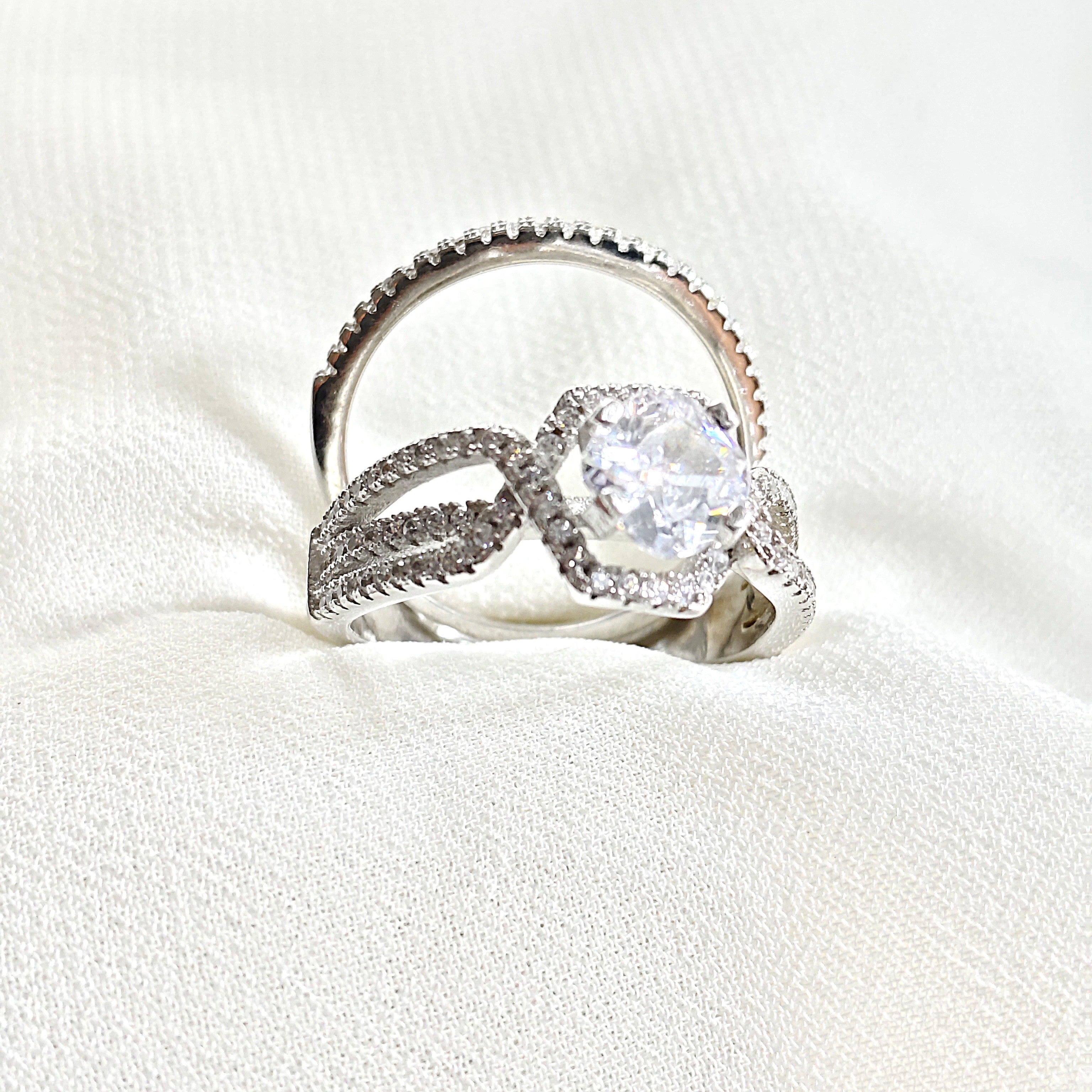 Bague en argent 925 duo serti zircon – Élégance éternelle Bague en argent 925 duo serti zircon – Élégance éternelle